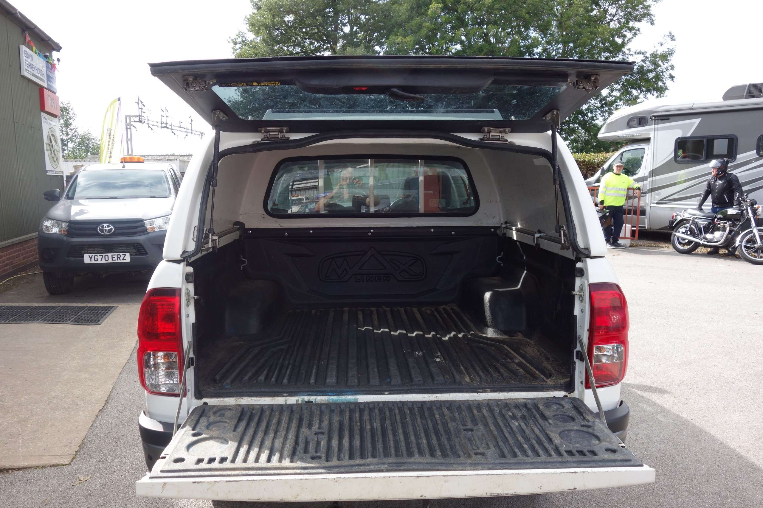 2020 TOYOTA HILUX 2020 TOYOTA HILUX