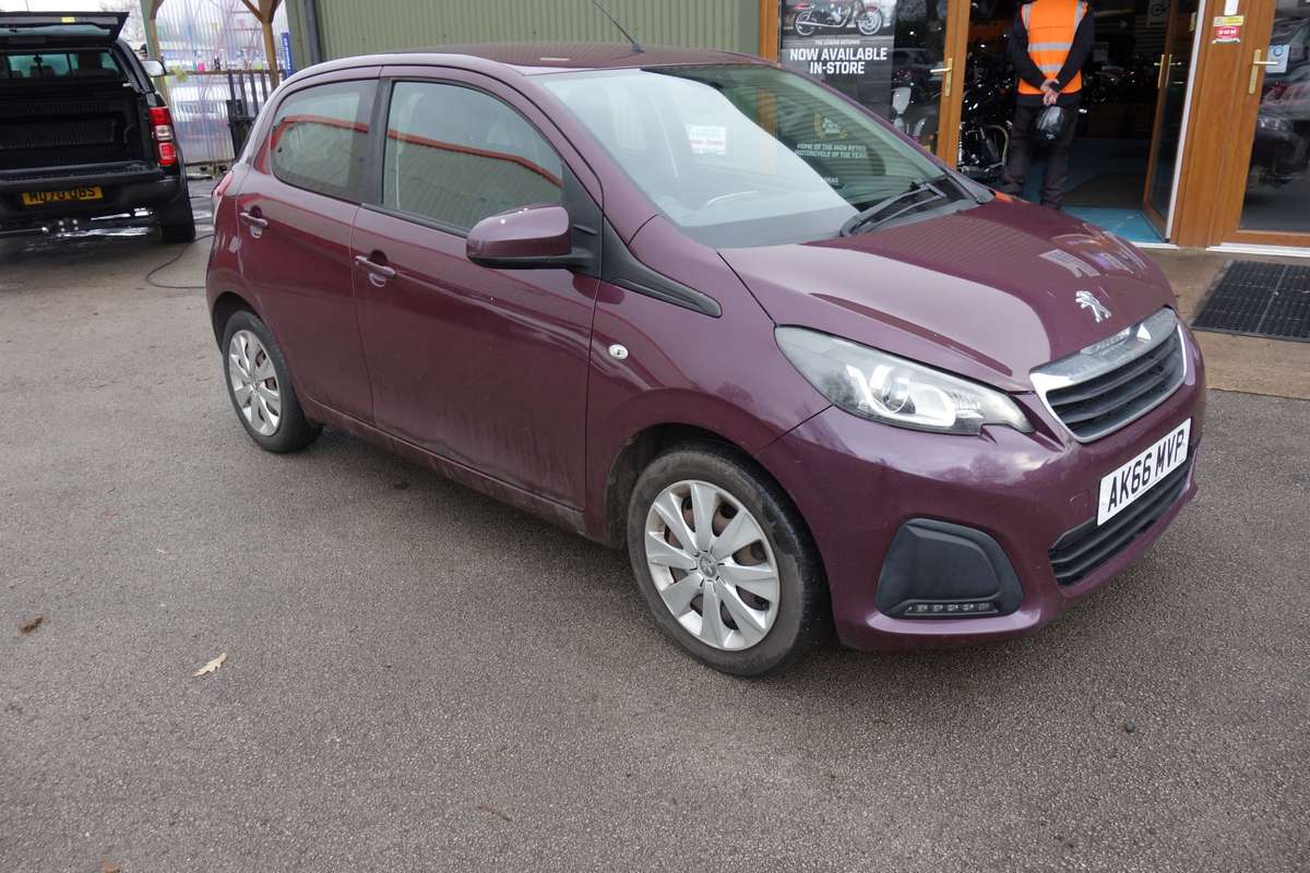 Check out this Peugeot 108 2016 Petrol Manual
