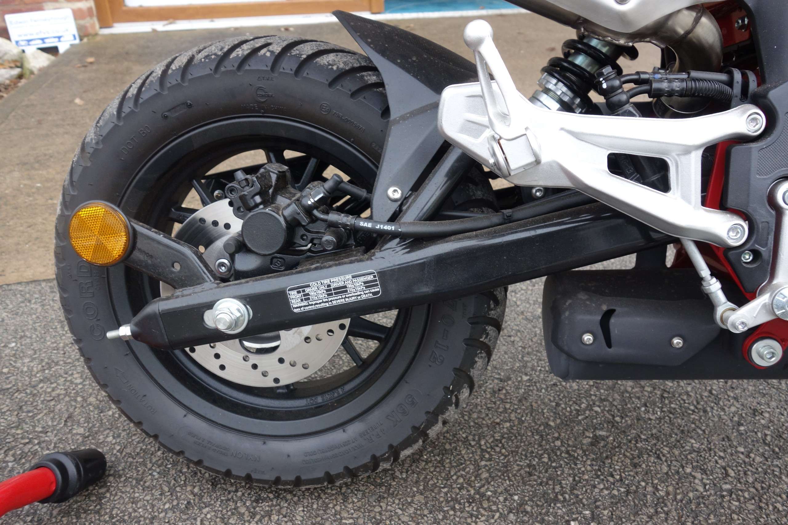 2025 BENELLI TNT 2025 BENELLI TNT