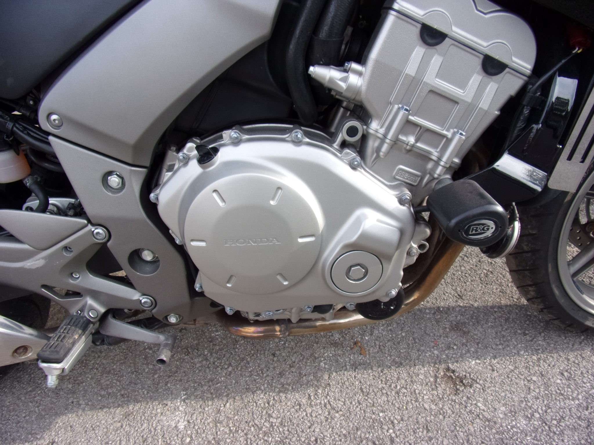 A 2006 HONDA CBF CBF 1000 A-7 A 2006 HONDA CBF CBF 1000 A-7