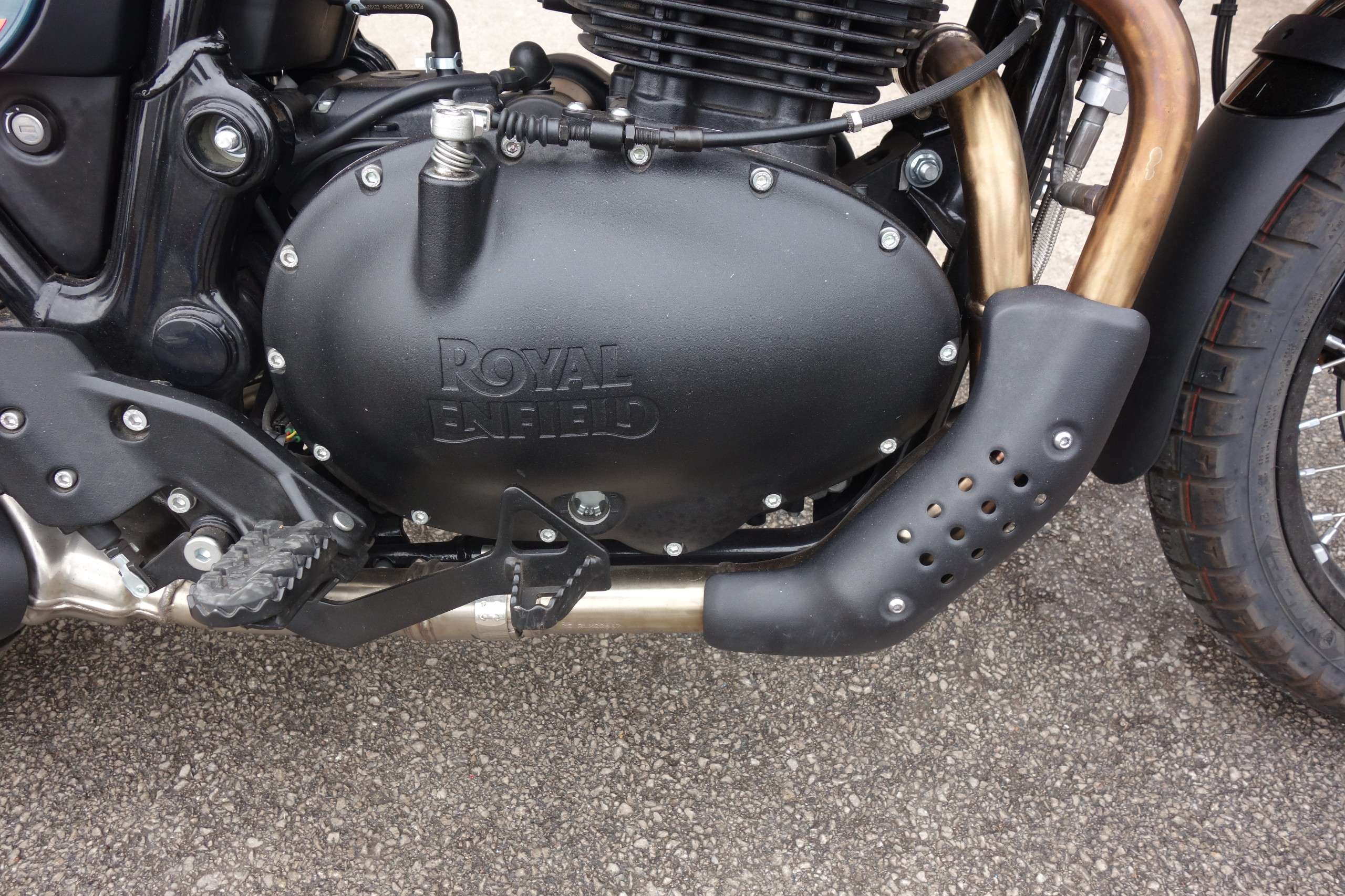 A 2025 ROYAL ENFIELD INTERCEPTOR 650 BEAR 650 Roadster/Retro Petrol Constant mesh Euro 5 (47 ps) A 2025 ROYAL ENFIELD INTERCEPTOR 650 BEAR 650 Roadster/Retro Petrol Constant mesh Euro 5 (47 ps)