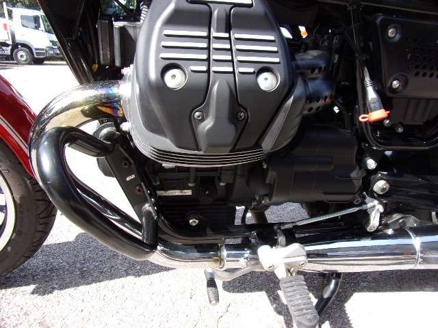 2016 MOTO GUZZI V9 2016 MOTO GUZZI V9
