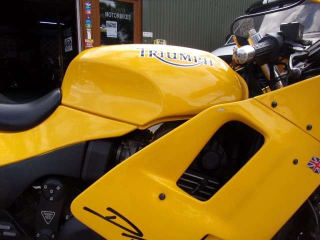 1994 TRIUMPH DAYTONA 1994 TRIUMPH DAYTONA