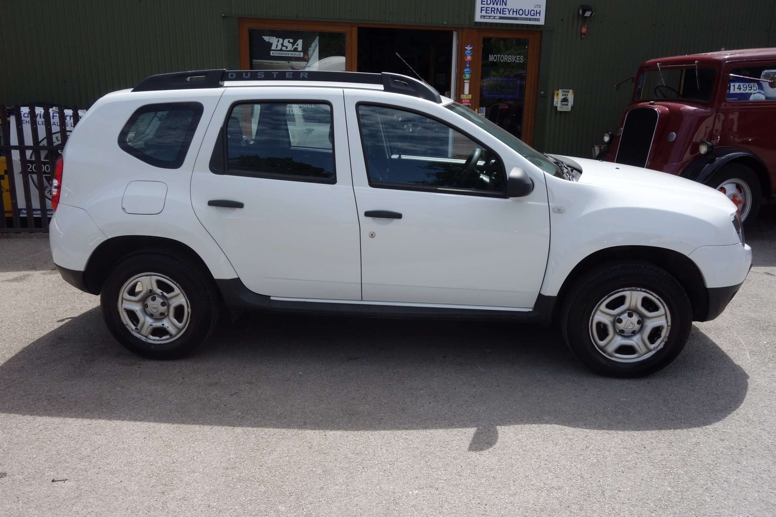 A 2018 DACIA DUSTER 1.6 SCe Air SUV 5dr Petrol Manual Euro 6 (s/s) (115 ps) A 2018 DACIA DUSTER 1.6 SCe Air SUV 5dr Petrol Manual Euro 6 (s/s) (115 ps)