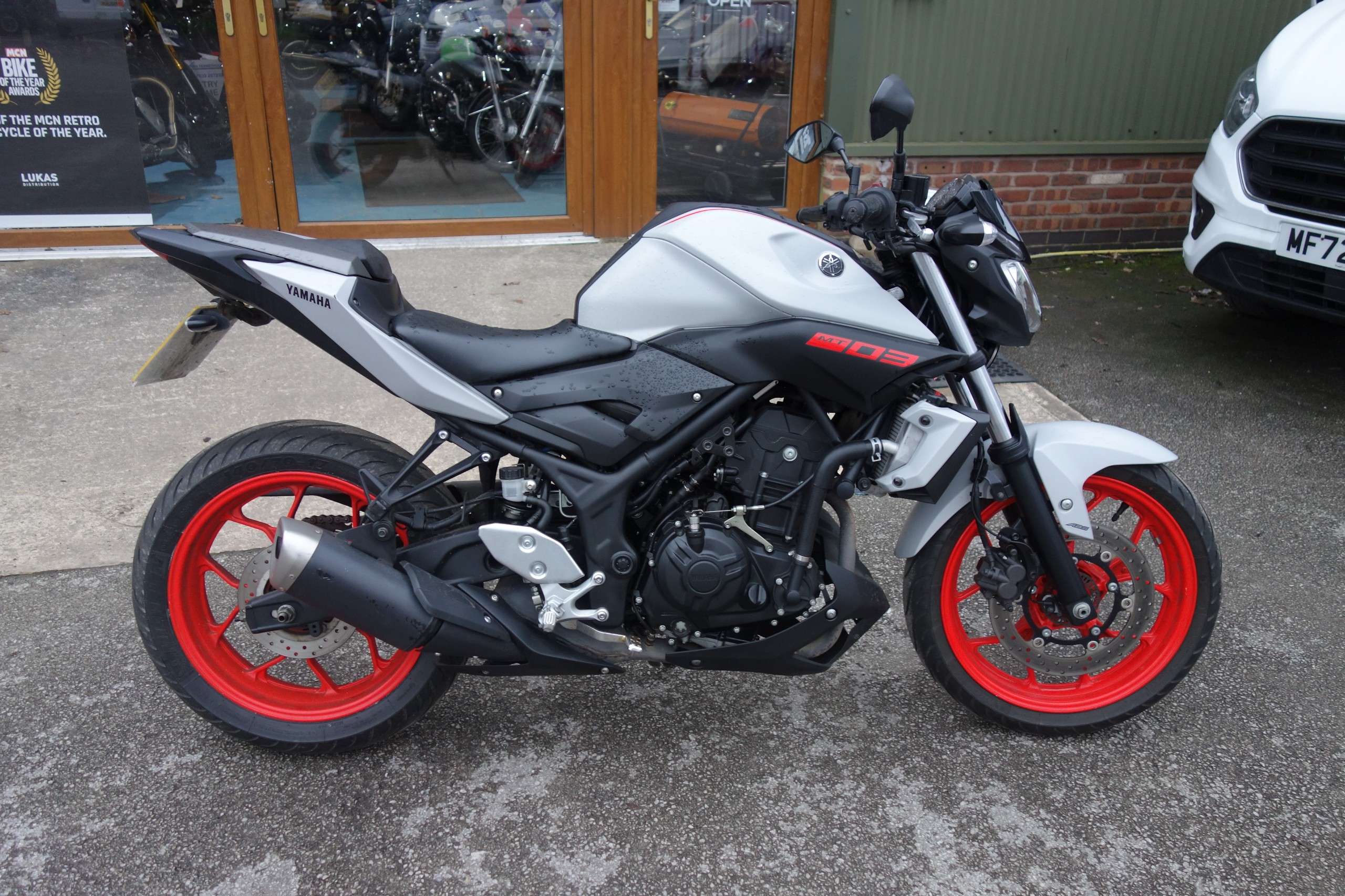 A 2019 YAMAHA MT-03 300 ABS Hyper-naked Petrol Manual Euro 4 (42 ps) A 2019 YAMAHA MT-03 300 ABS Hyper-naked Petrol Manual Euro 4 (42 ps)