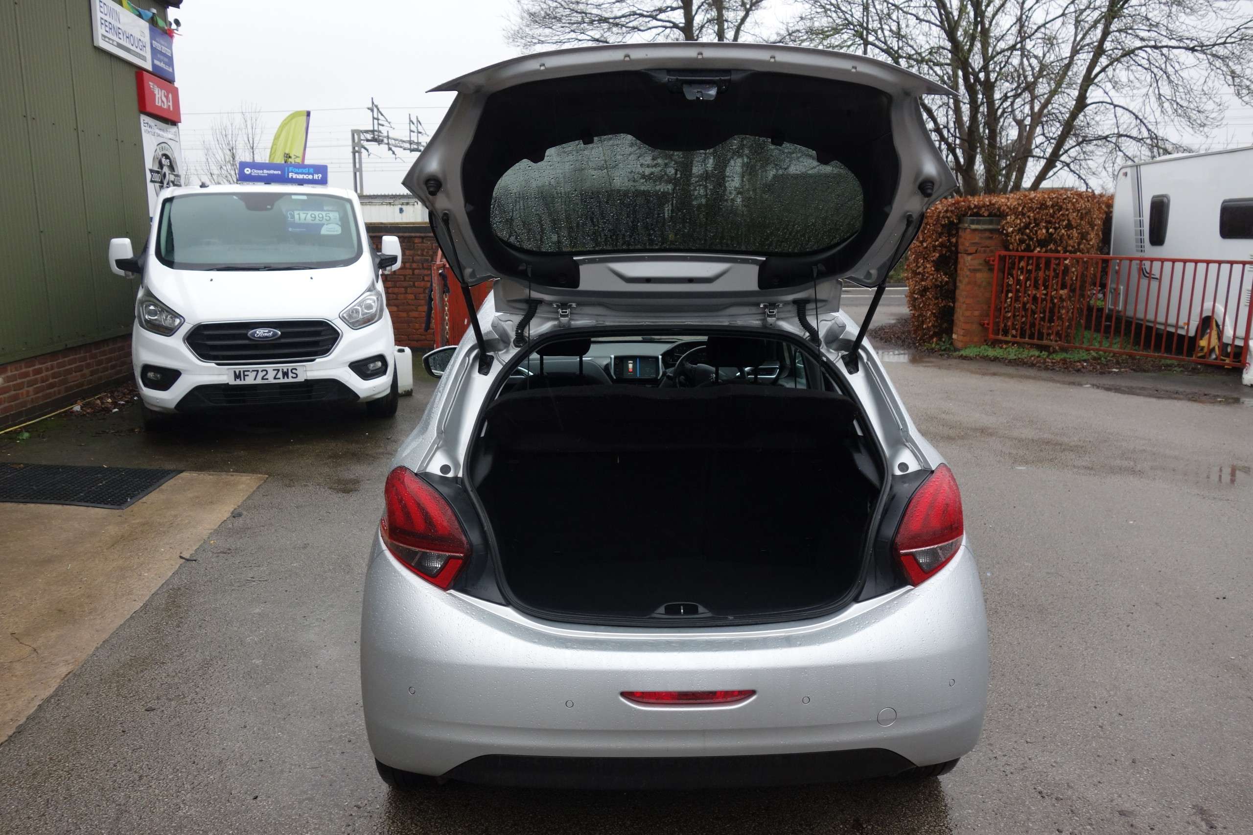 2018 PEUGEOT 208 2018 PEUGEOT 208