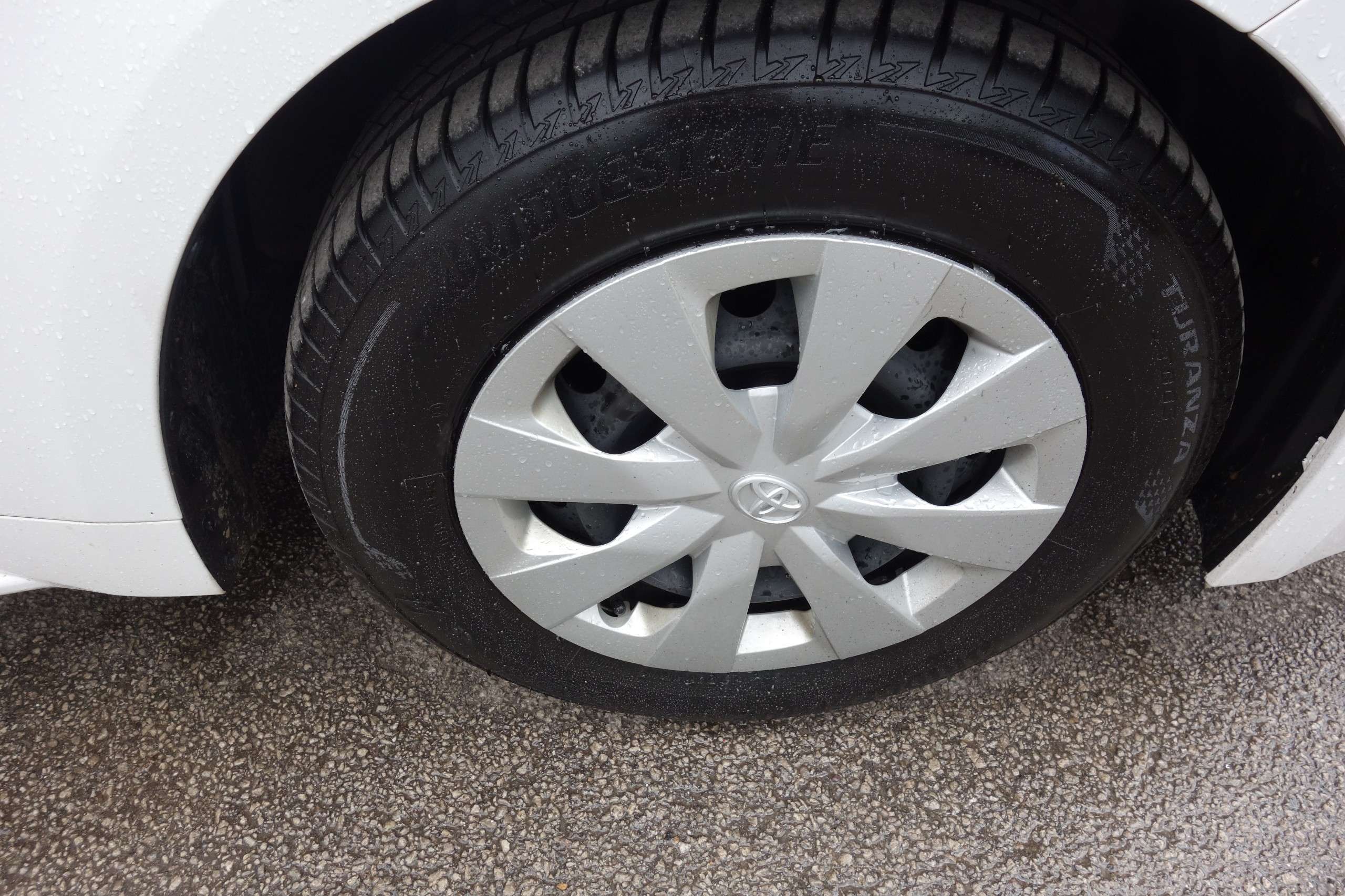 A 2023 TOYOTA COROLLA 1.8 VVT-h Car Derived Van 5dr Petrol Hybrid CVT Euro 6 (s/s) (140 ps) A 2023 TOYOTA COROLLA 1.8 VVT-h Car Derived Van 5dr Petrol Hybrid CVT Euro 6 (s/s) (140 ps)