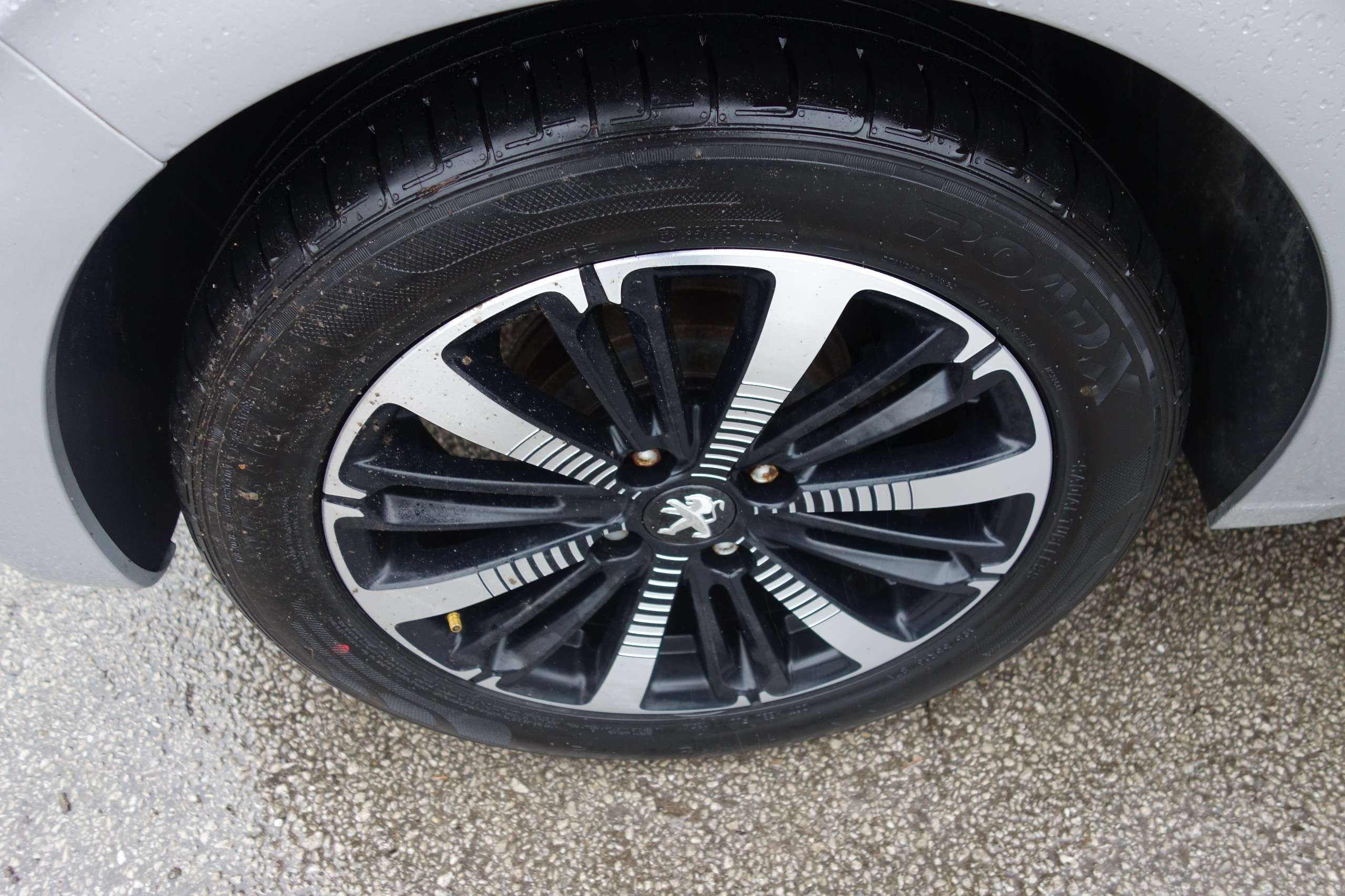 2018 PEUGEOT 208 2018 PEUGEOT 208