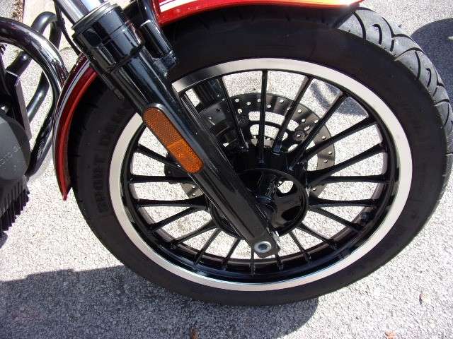 2016 MOTO GUZZI V9 2016 MOTO GUZZI V9