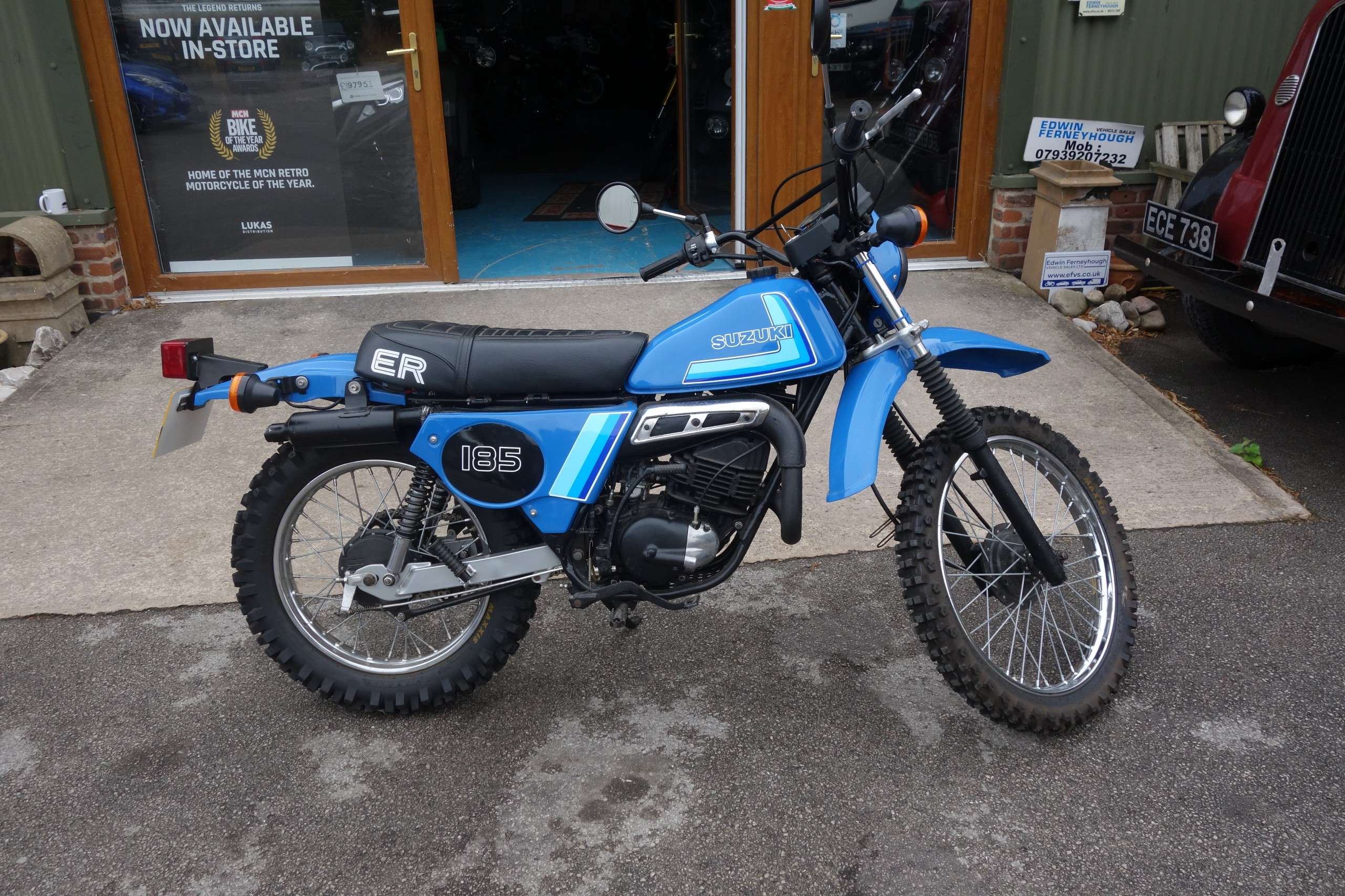 A 2025 SUZUKI TS 185er A 2025 SUZUKI TS 185er