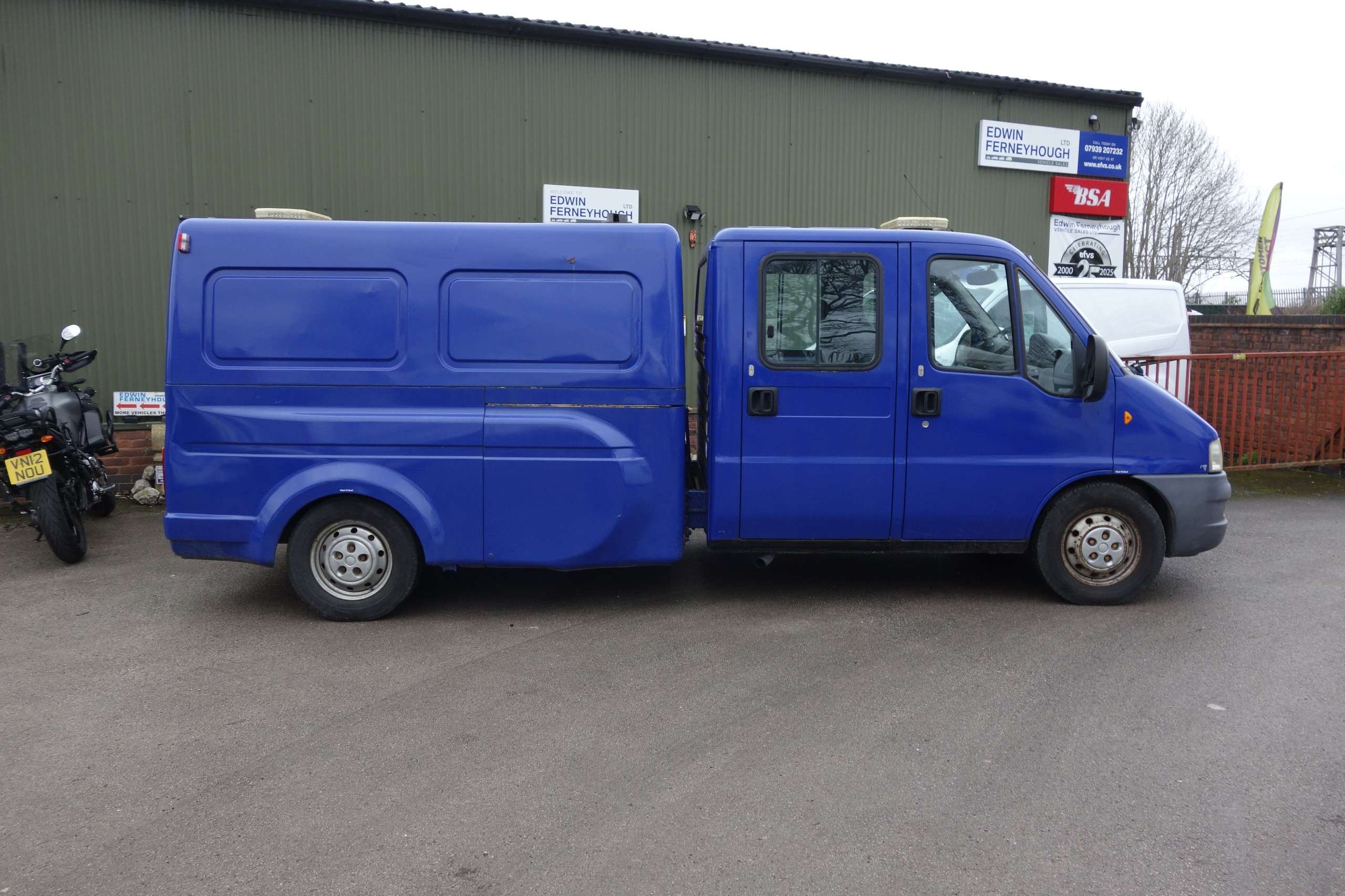 A 2002 FIAT DUCATO 245 18 Double Cab Lwb 2.3 Jtd A 2002 FIAT DUCATO 245 18 Double Cab Lwb 2.3 Jtd