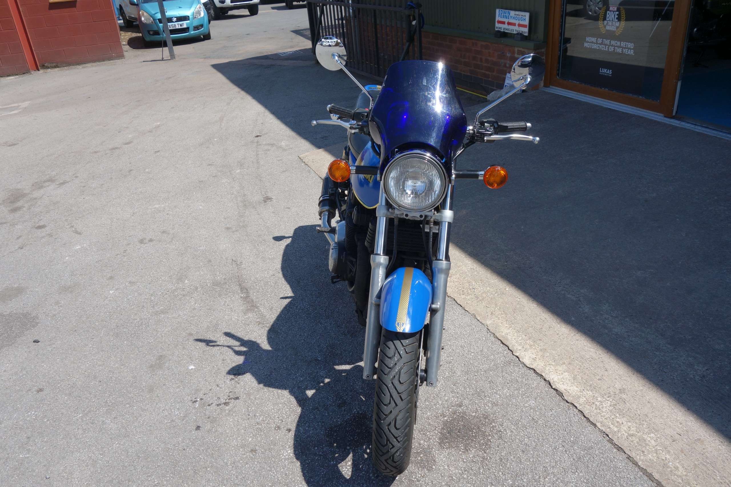 1995 KAWASAKI ZR 1995 KAWASAKI ZR