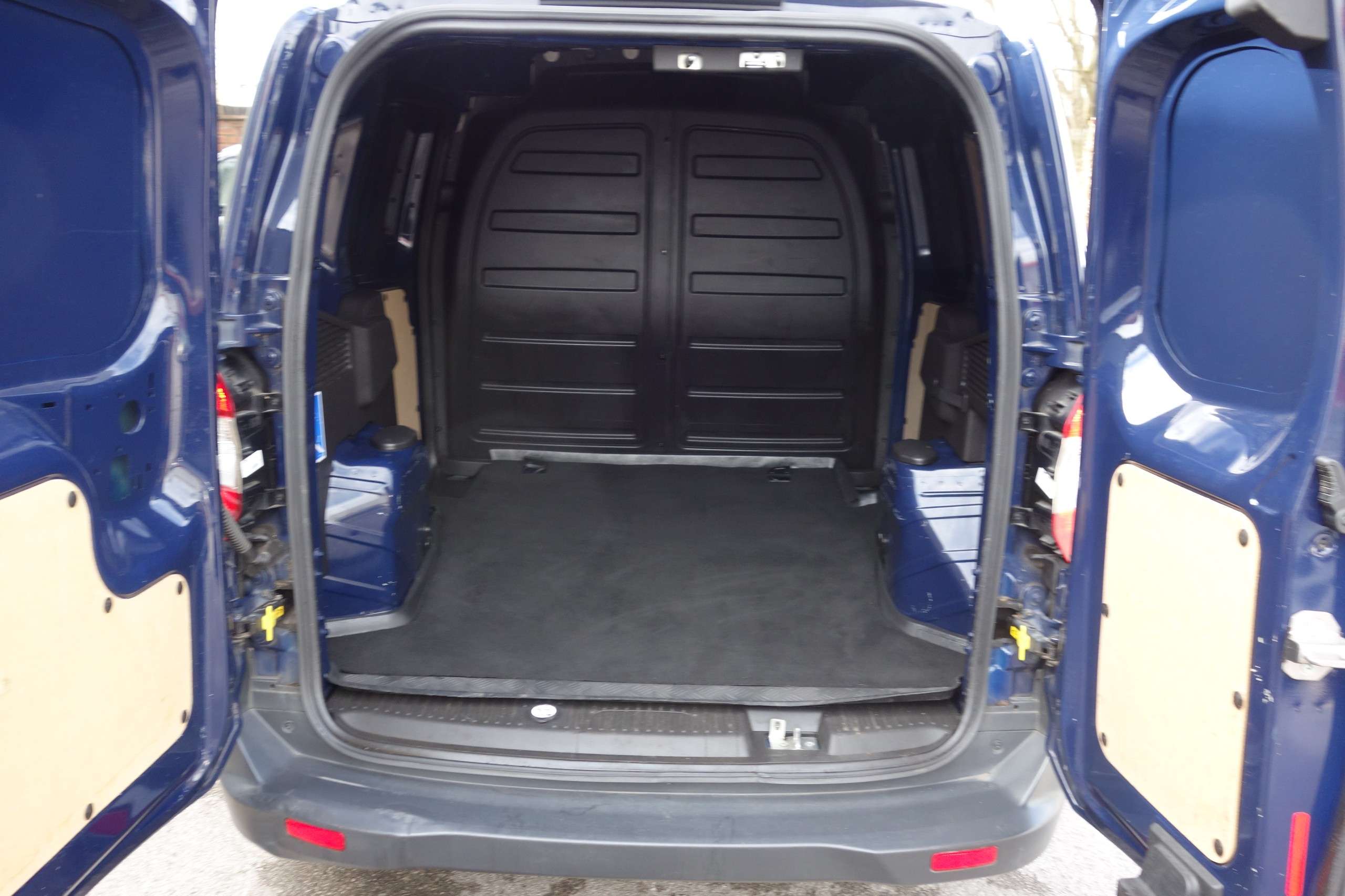 2023 FORD TRANSIT COURIER 2023 FORD TRANSIT COURIER