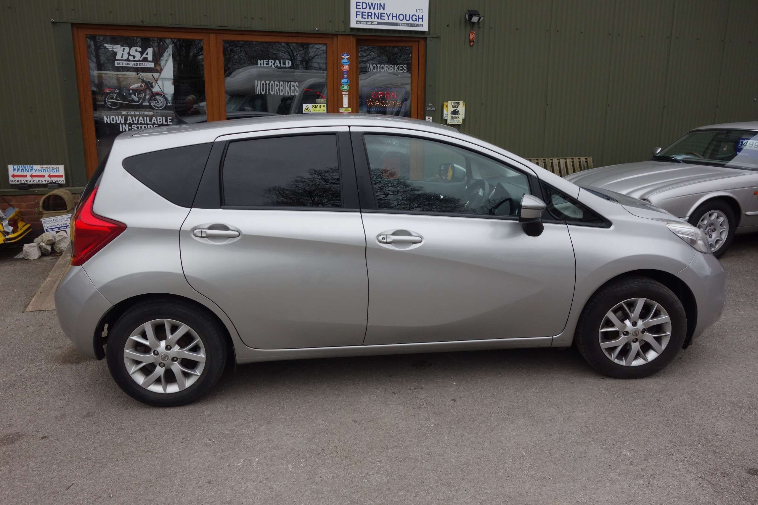 A 2014 NISSAN NOTE 1.2 12V Acenta Hatchback 5dr Petrol Manual Euro 5 (s/s) (80 ps) A 2014 NISSAN NOTE 1.2 12V Acenta Hatchback 5dr Petrol Manual Euro 5 (s/s) (80 ps)