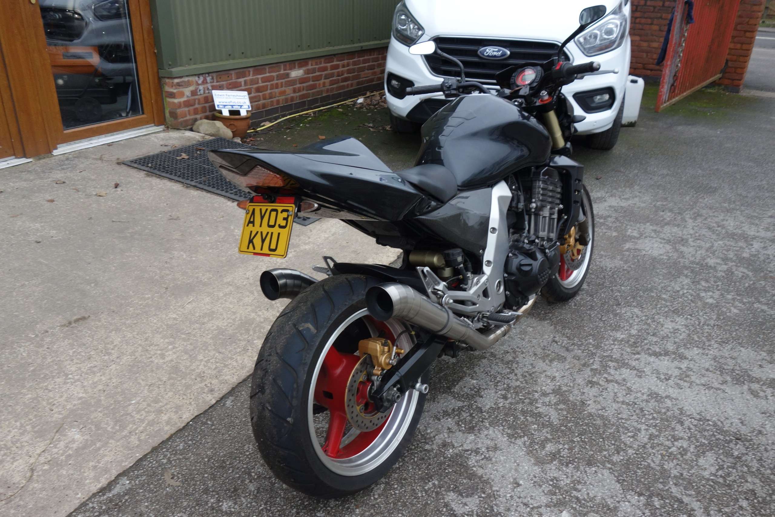 A 2003 KAWASAKI Z1000 ZR A 2003 KAWASAKI Z1000 ZR