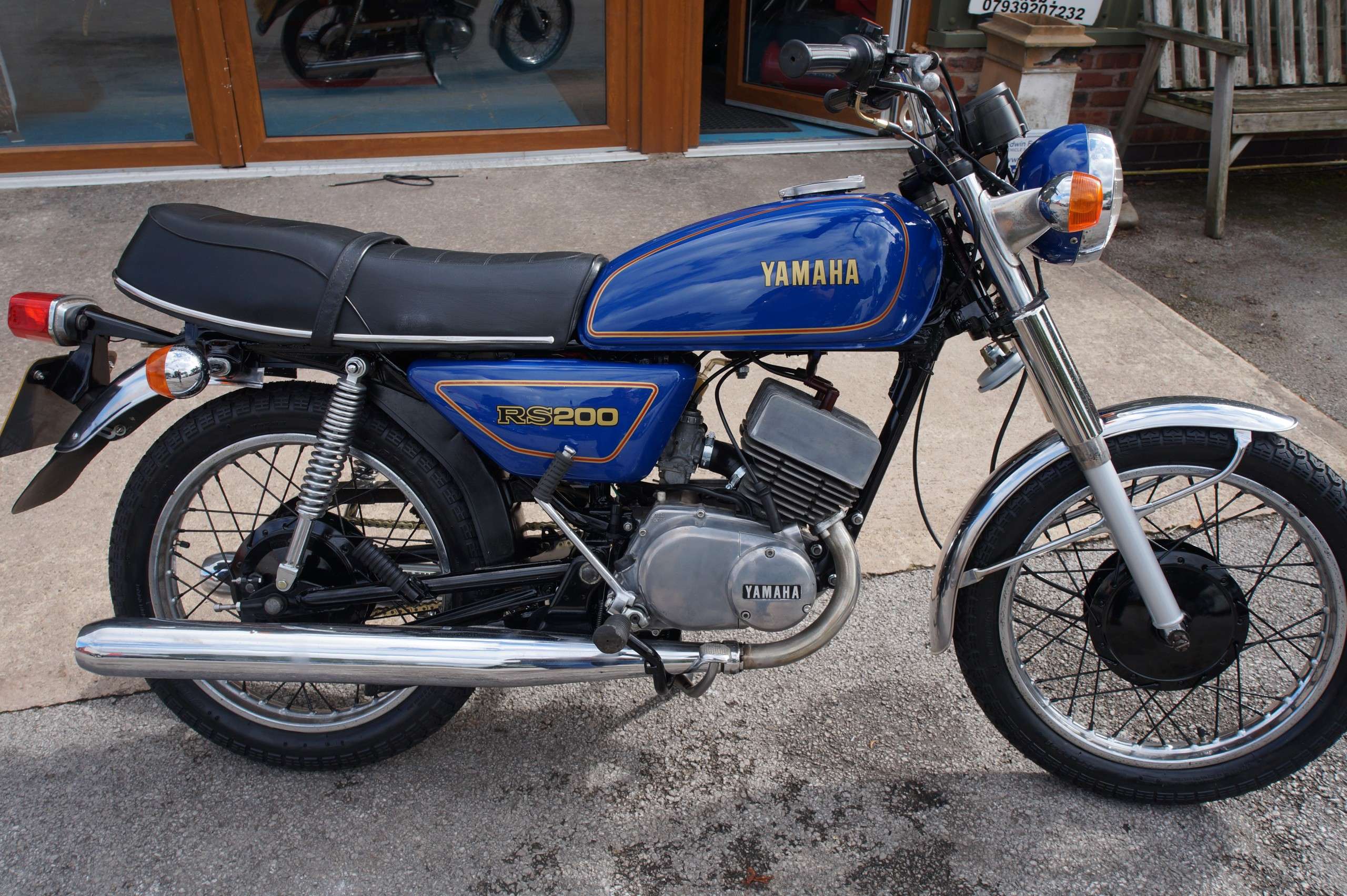 A 1982 YAMAHA RS 200 A 1982 YAMAHA RS 200