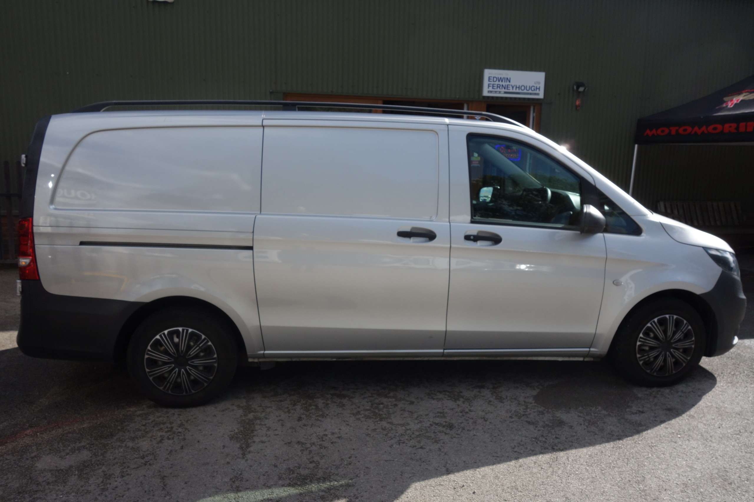 A 2018 MERCEDES-BENZ VITO 1.6 111 CDI Panel Van 6dr Diesel Manual FWD L2 Euro 6 (114 ps) A 2018 MERCEDES-BENZ VITO 1.6 111 CDI Panel Van 6dr Diesel Manual FWD L2 Euro 6 (114 ps)