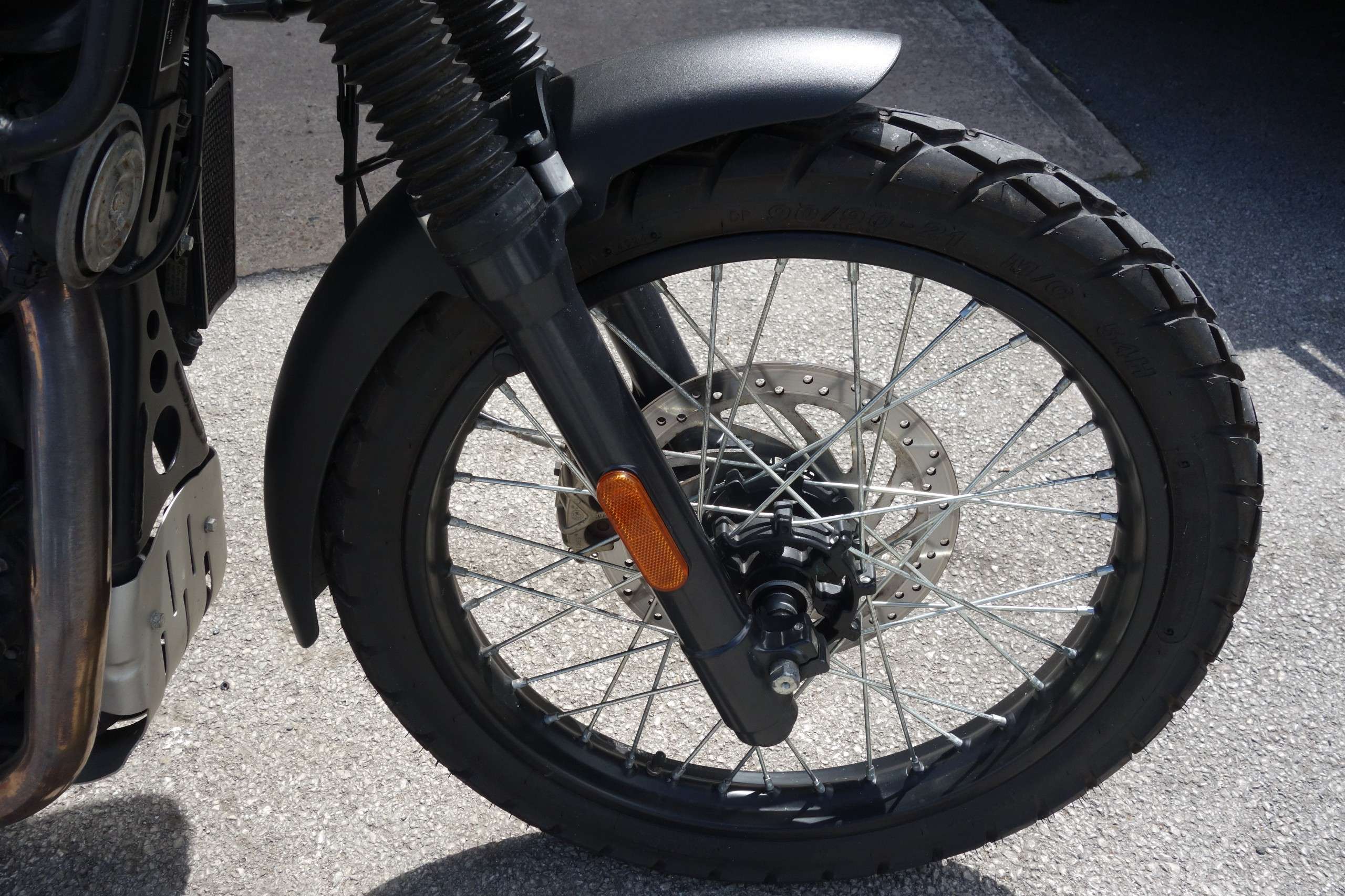 A 2023 ROYAL ENFIELD HIMALAYAN 410 Adventure Petrol Manual Euro 5 (24 ps) A 2023 ROYAL ENFIELD HIMALAYAN 410 Adventure Petrol Manual Euro 5 (24 ps)