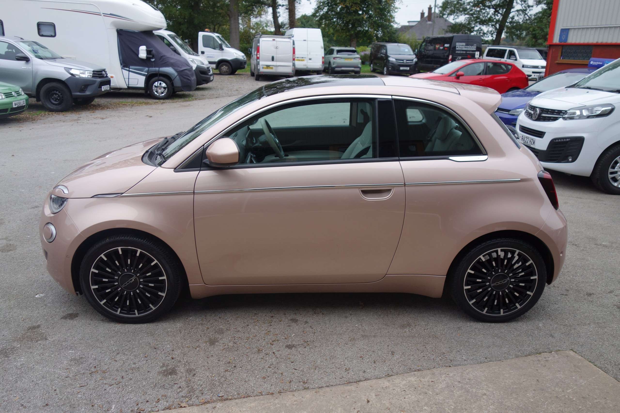 2022 FIAT 500E 2022 FIAT 500E