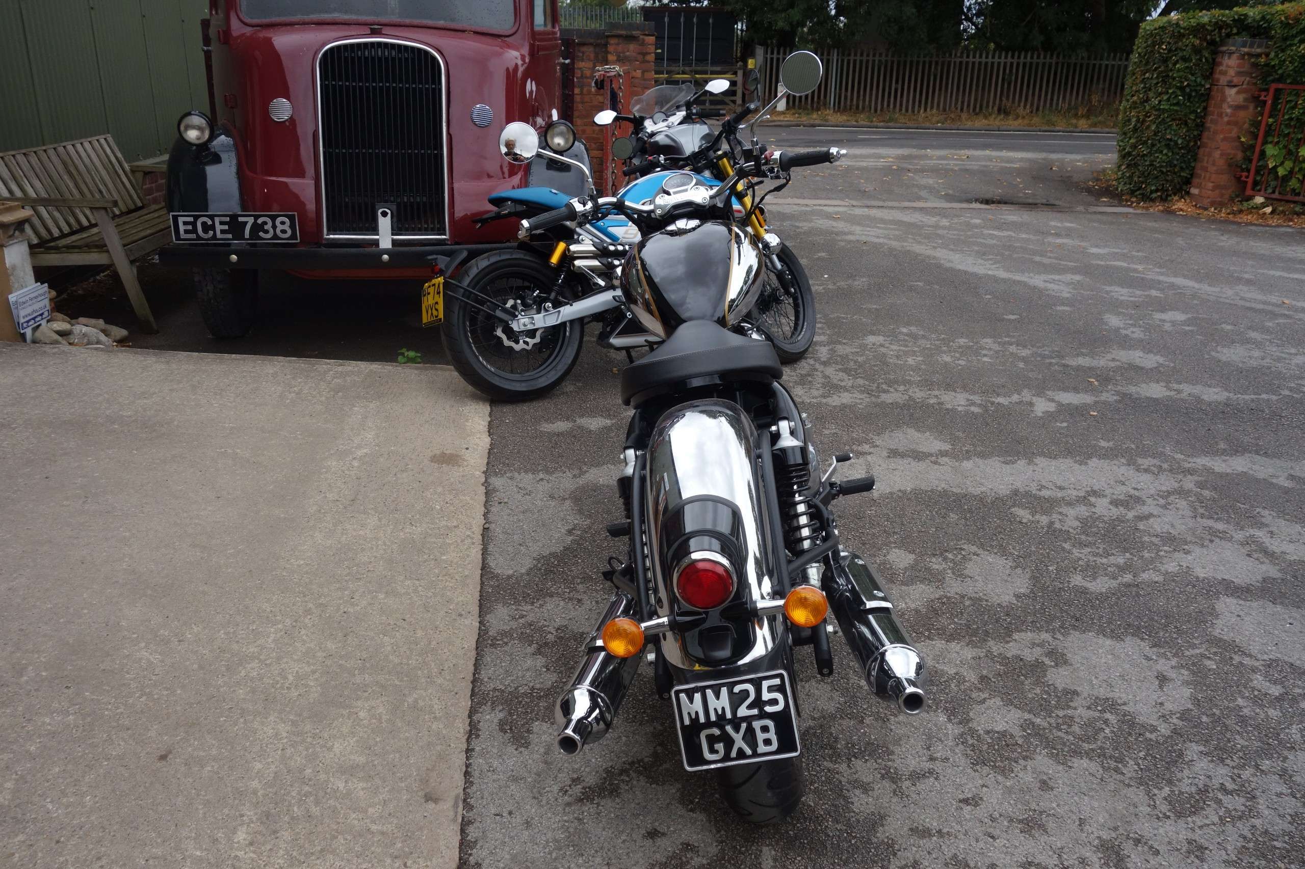 2025 ROYAL ENFIELD CLASSIC 2025 ROYAL ENFIELD CLASSIC