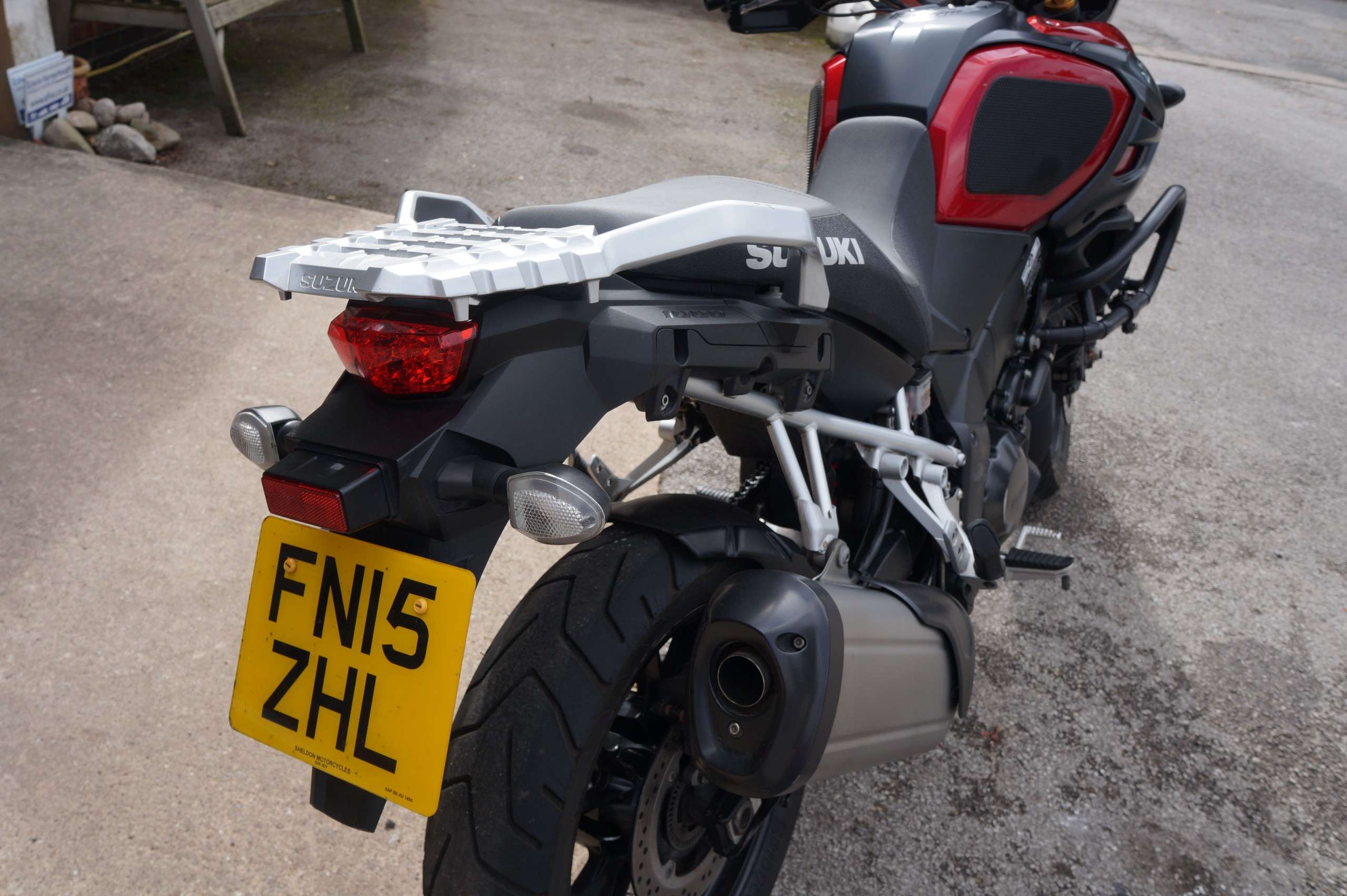 A 2015 SUZUKI V-STROM 1000 1000 Adventure Petrol Manual (101 ps) A 2015 SUZUKI V-STROM 1000 1000 Adventure Petrol Manual (101 ps)