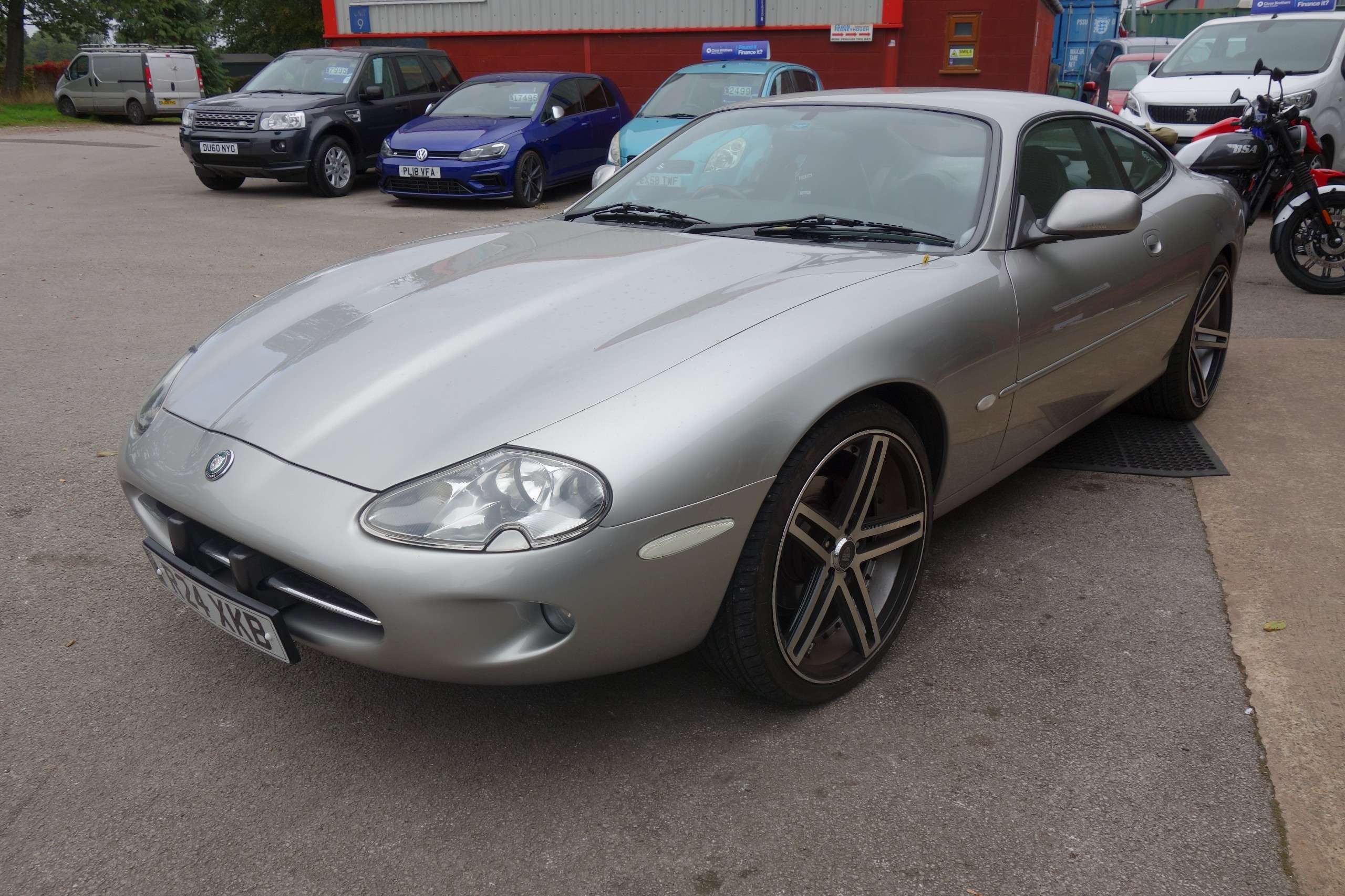 1998 JAGUAR XK8 1998 JAGUAR XK8