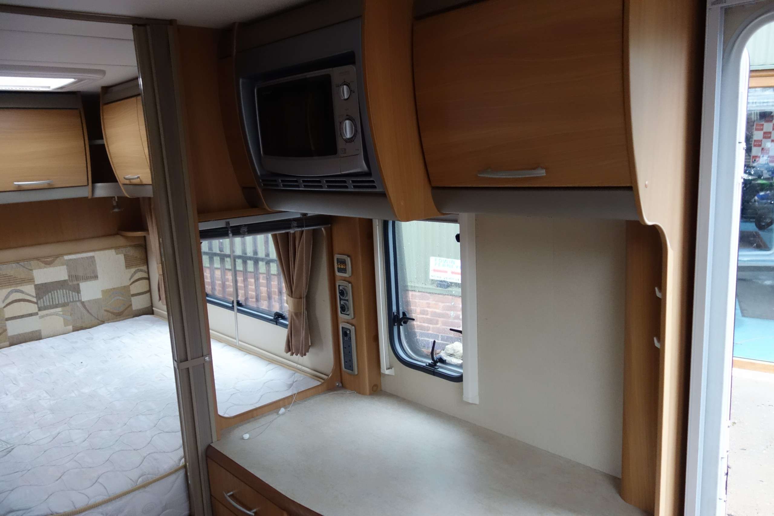 null SWIFT CHALLENGER null SWIFT CHALLENGER