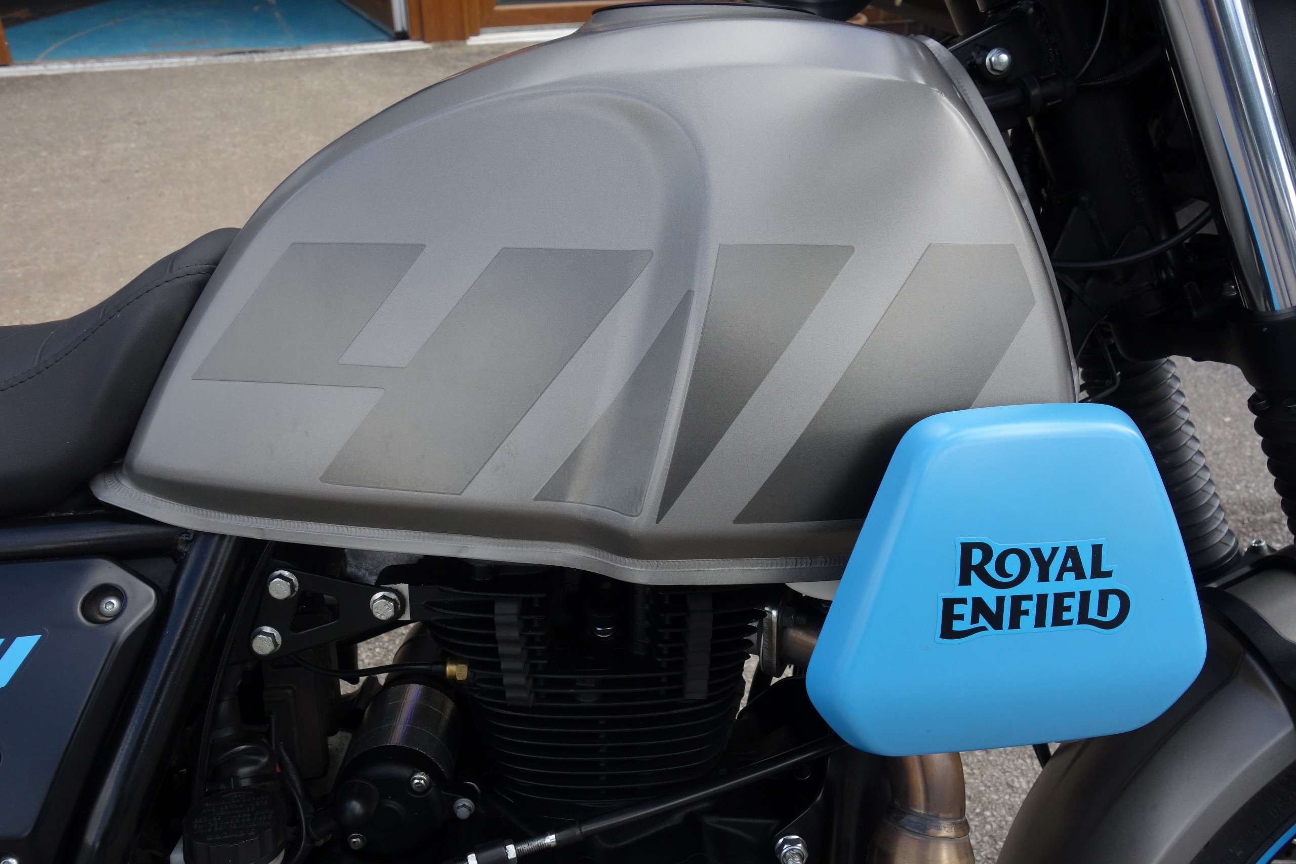 2024 ROYAL ENFIELD SCRAM 411 2024 ROYAL ENFIELD SCRAM 411