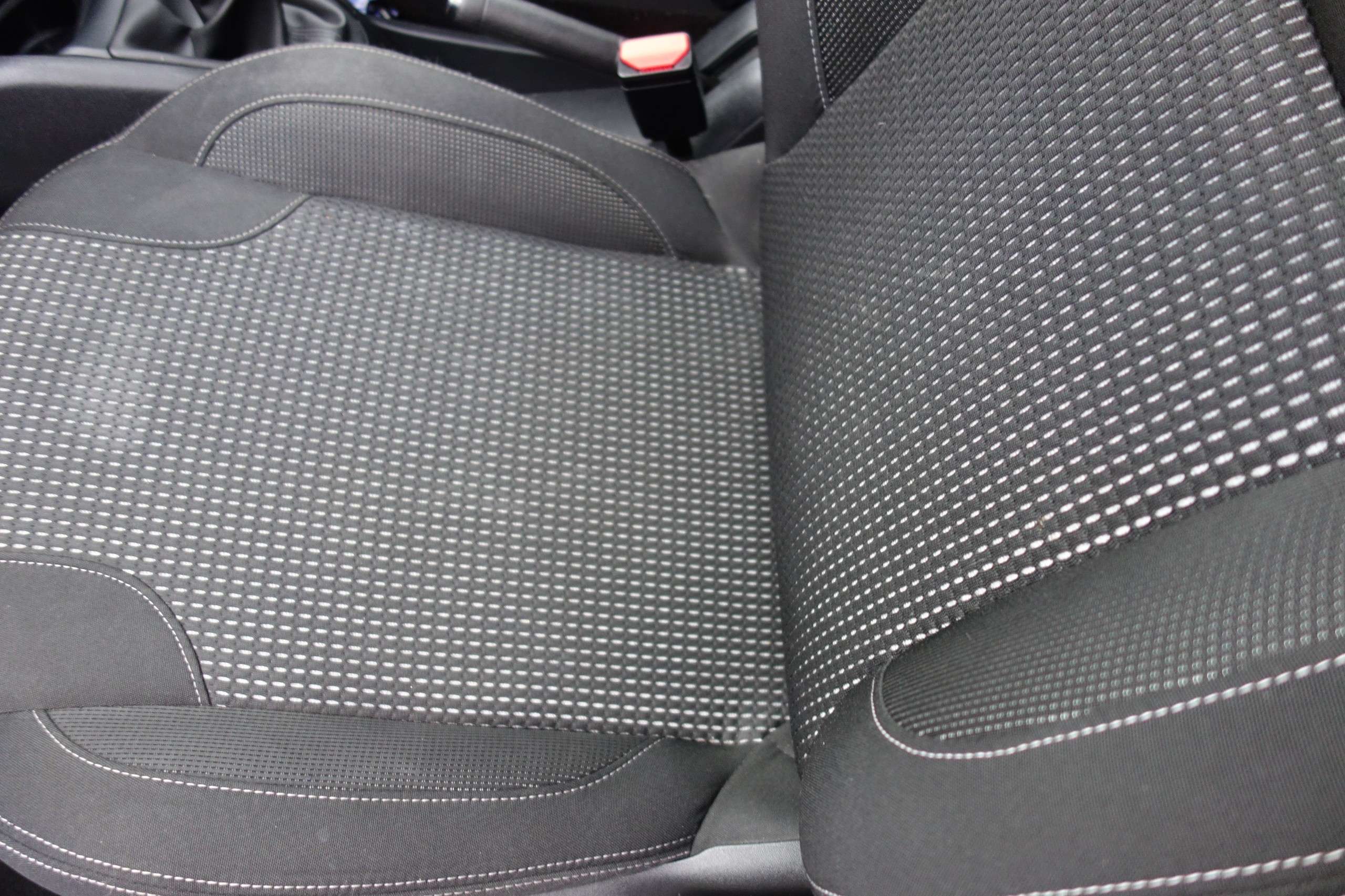 2018 PEUGEOT 208 2018 PEUGEOT 208