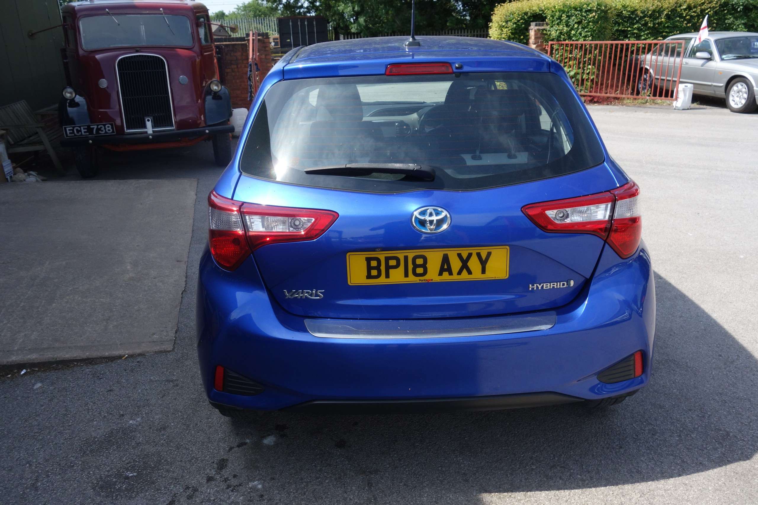 2018 TOYOTA YARIS 2018 TOYOTA YARIS
