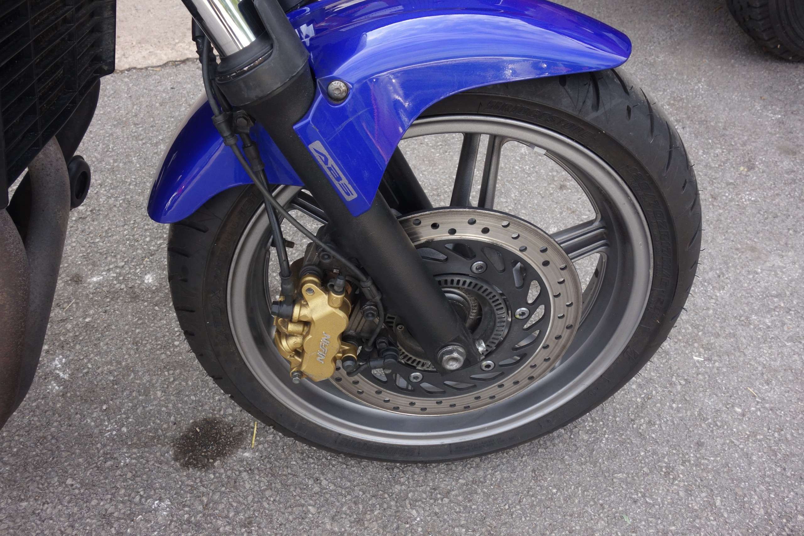 A 2005 HONDA CBF 500 A-4 A 2005 HONDA CBF 500 A-4