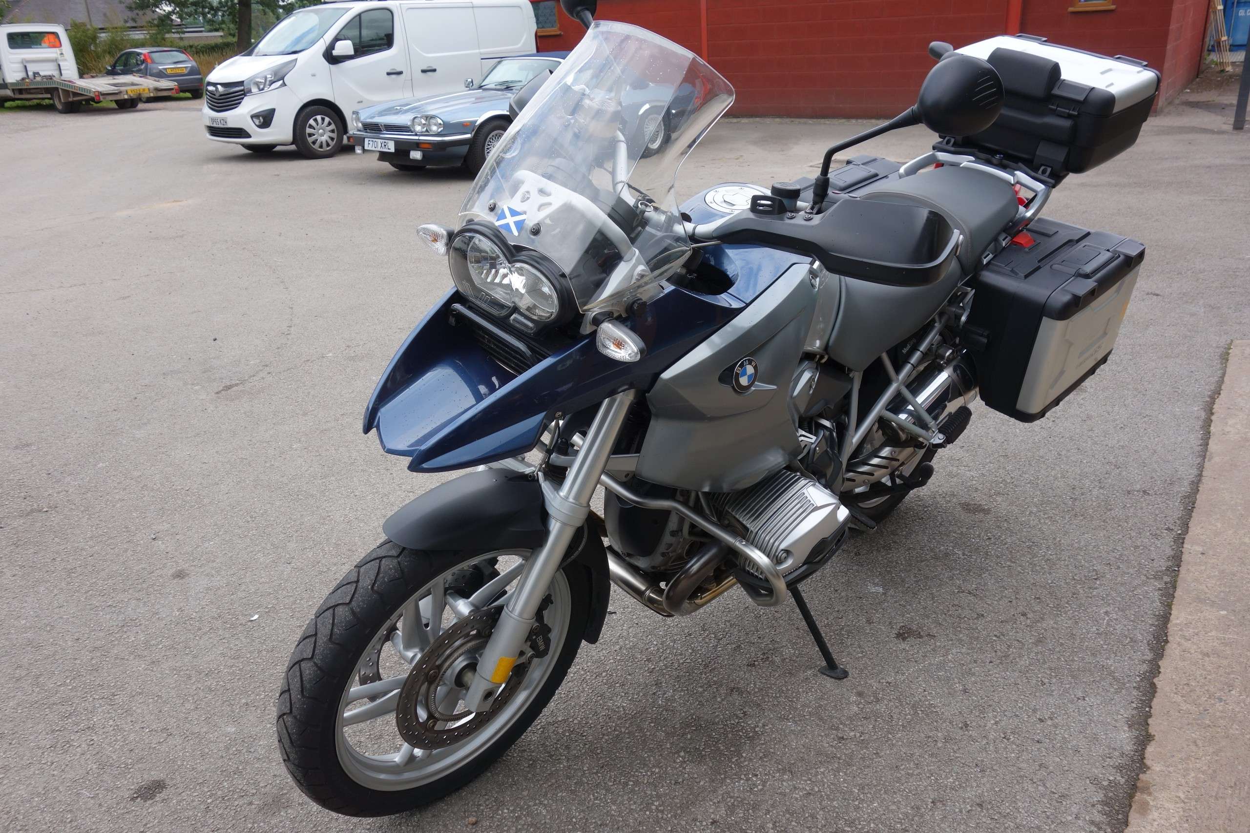 2004 BMW R SERIES 2004 BMW R SERIES