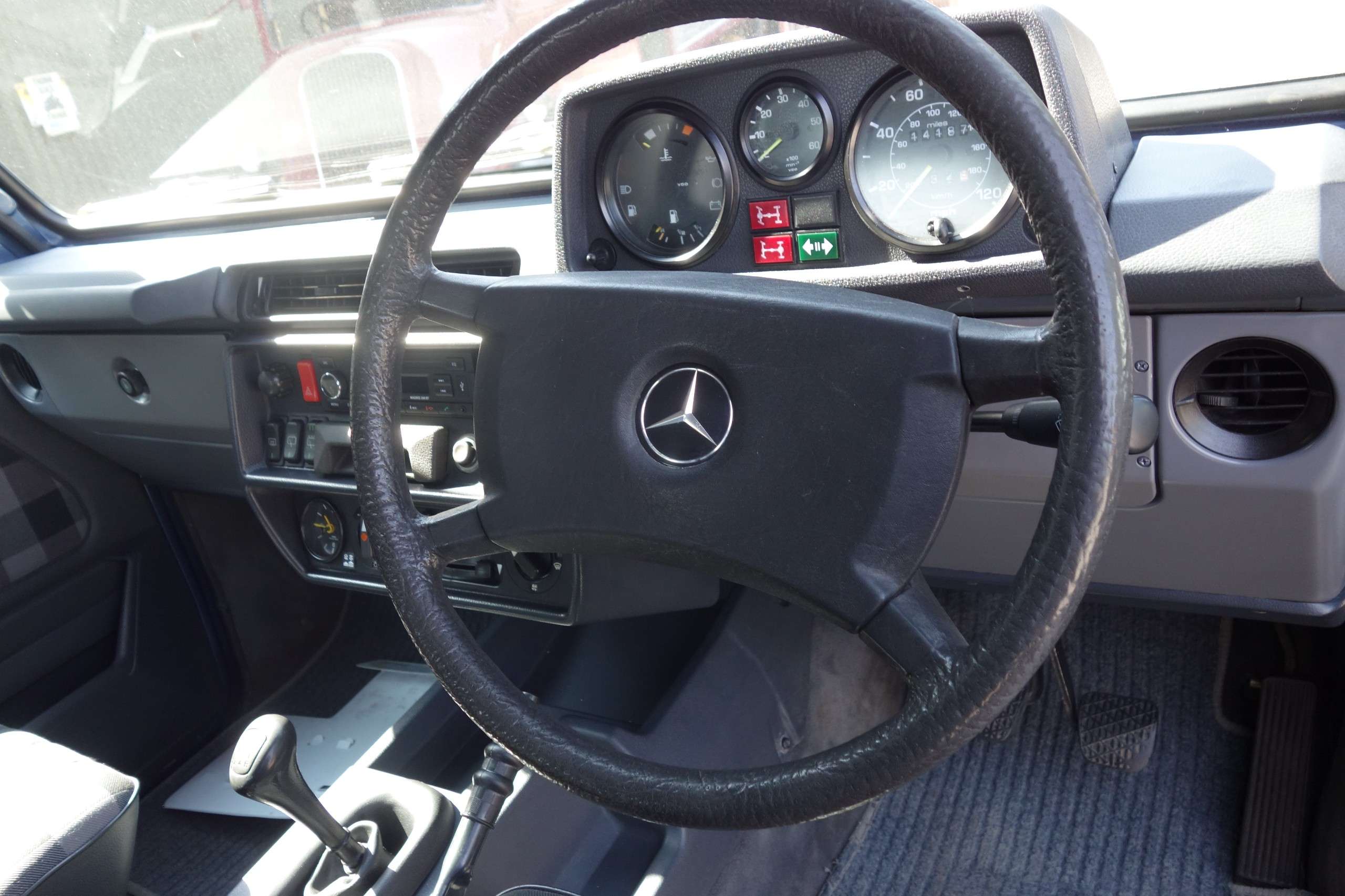 1989 MERCEDES-BENZ 300 1989 MERCEDES-BENZ 300