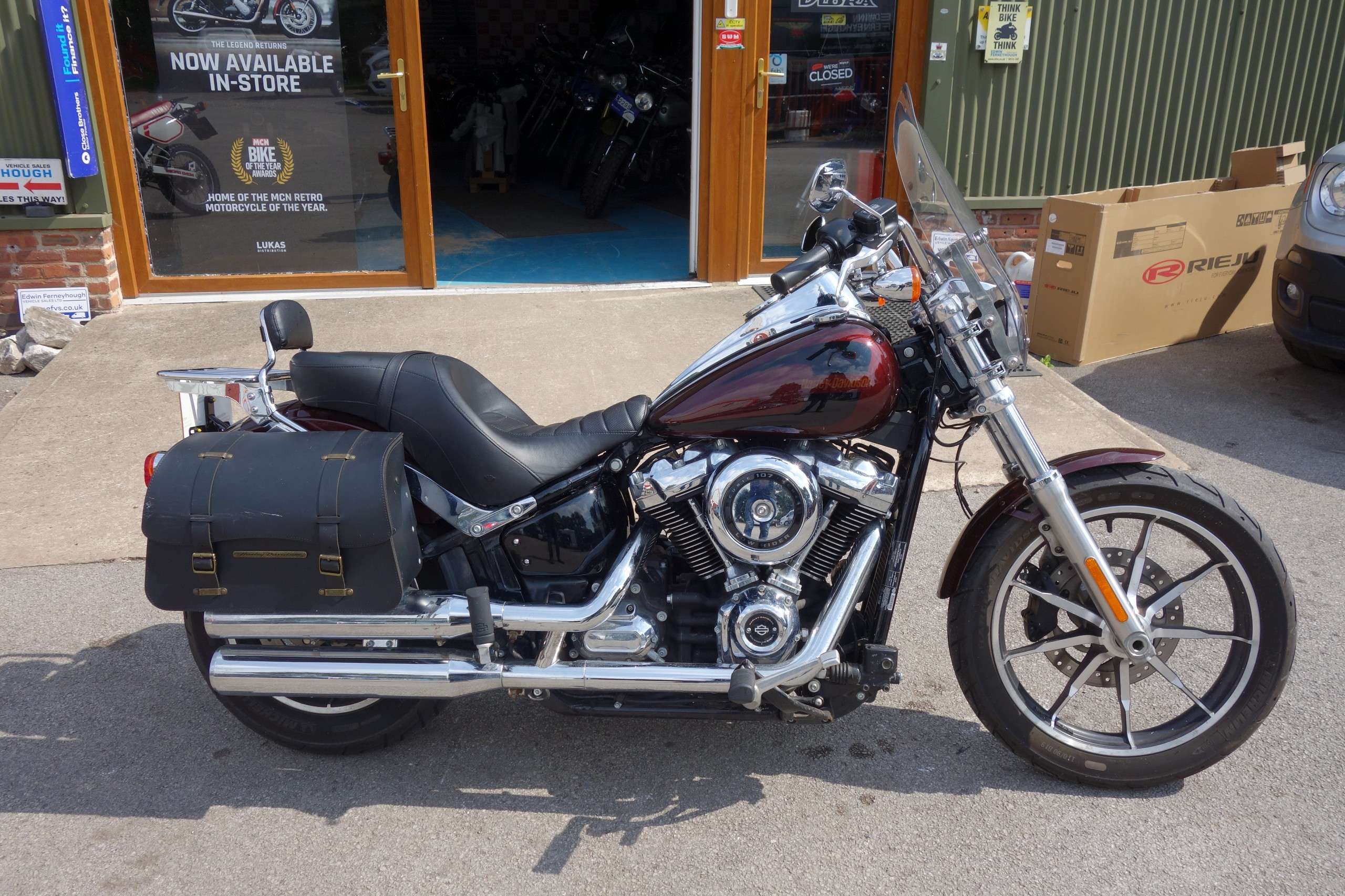 2018 HARLEY-DAVIDSON LOWRIDER 2018 HARLEY-DAVIDSON LOWRIDER