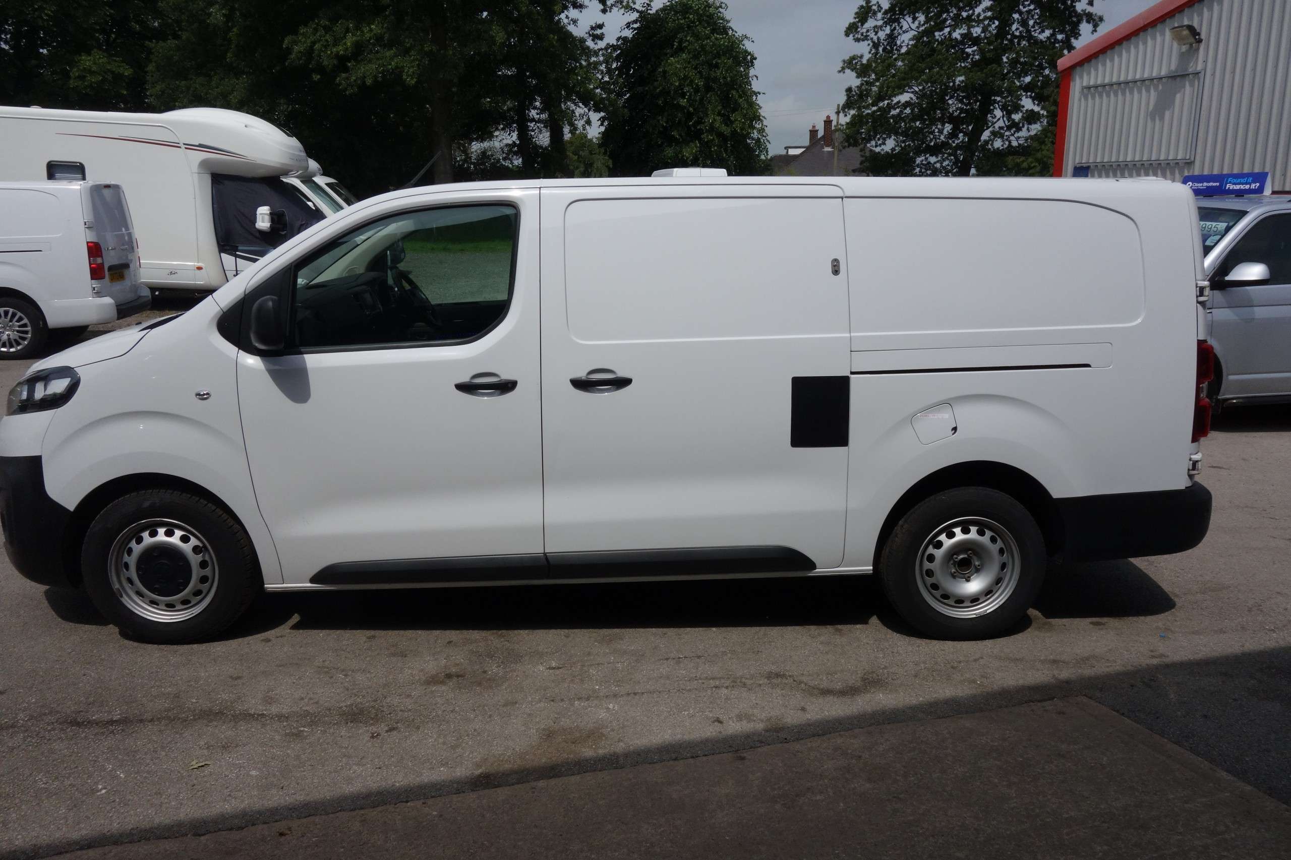 2022 VAUXHALL VIVARO 2022 VAUXHALL VIVARO