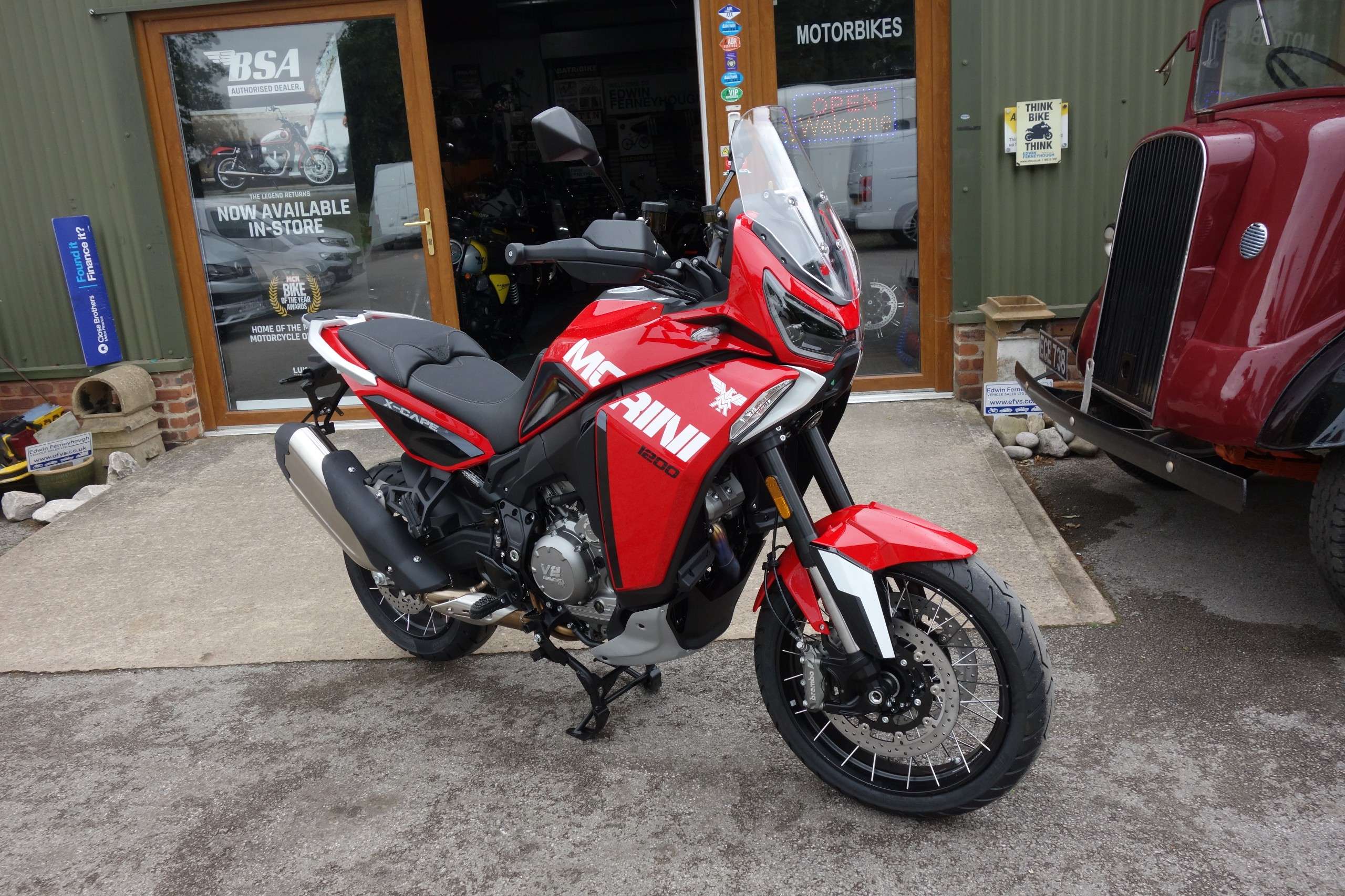 A 2026 MOTO MORINI X-CAPE 1200 A 2026 MOTO MORINI X-CAPE 1200