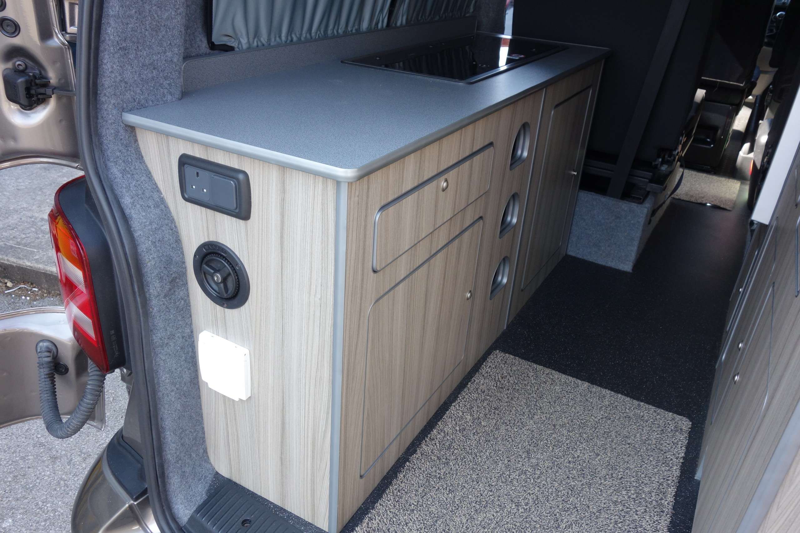 2016 VOLKSWAGEN TRANSPORTER 2016 VOLKSWAGEN TRANSPORTER