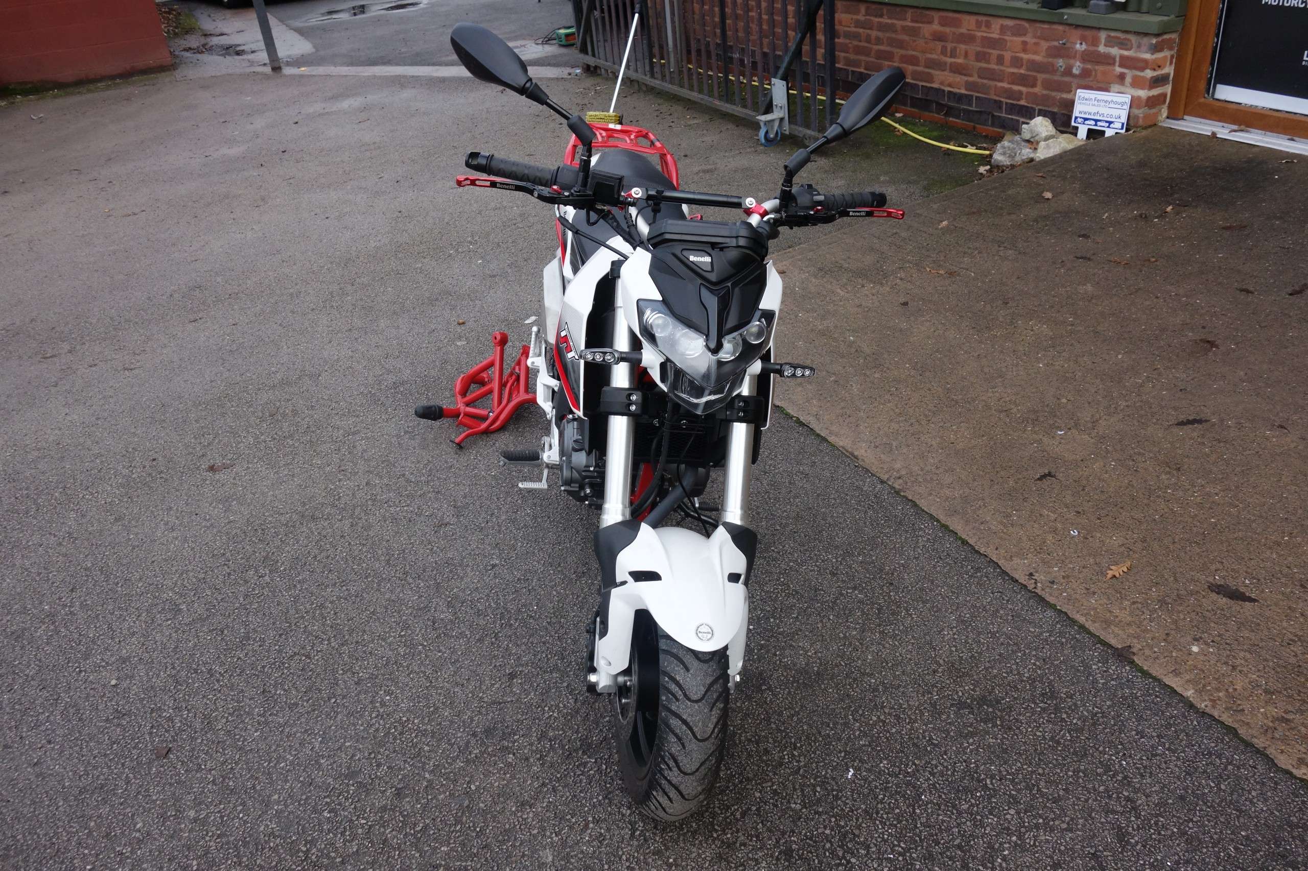 2025 BENELLI TNT 2025 BENELLI TNT