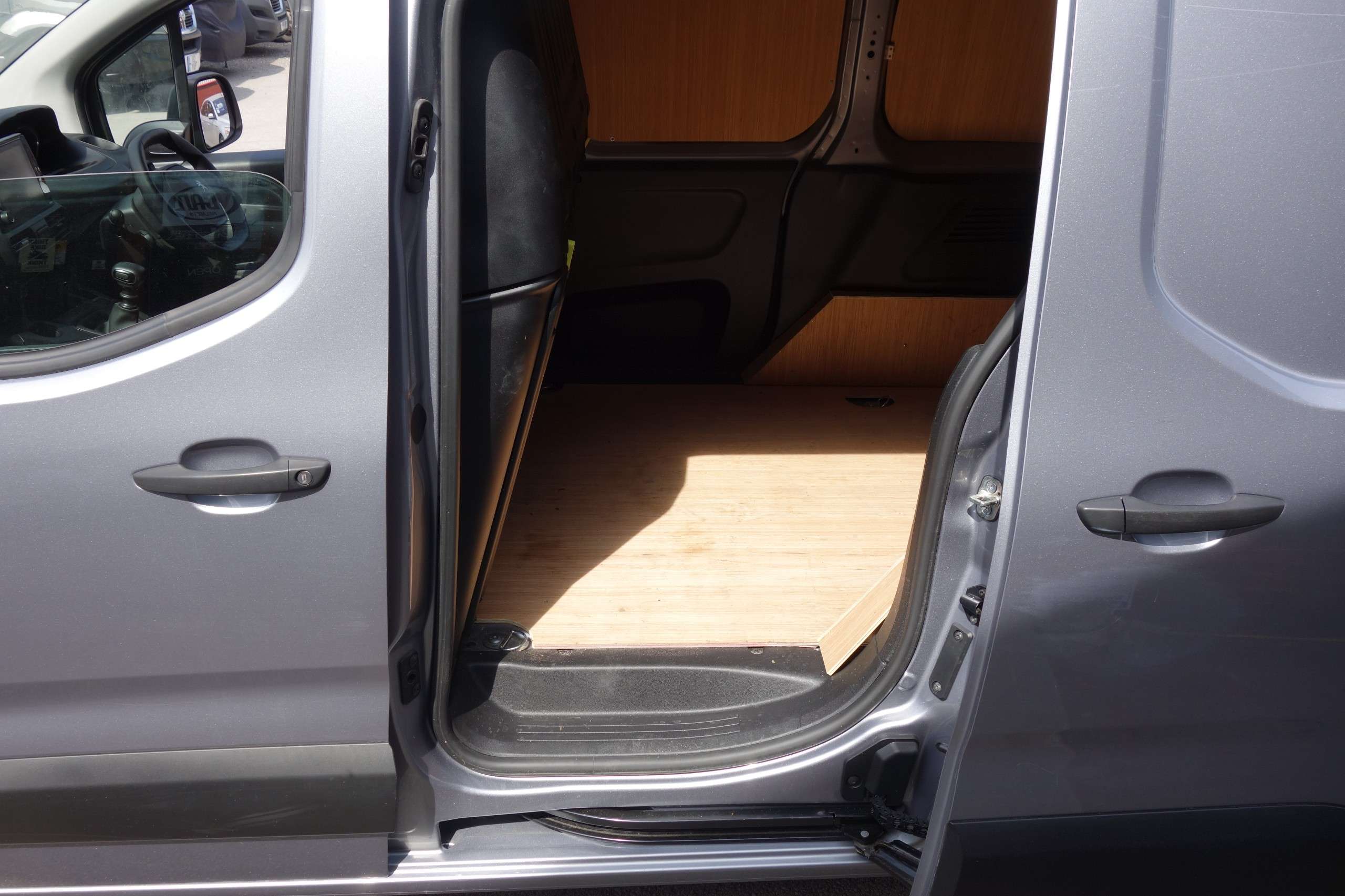 2023 PEUGEOT PARTNER 2023 PEUGEOT PARTNER