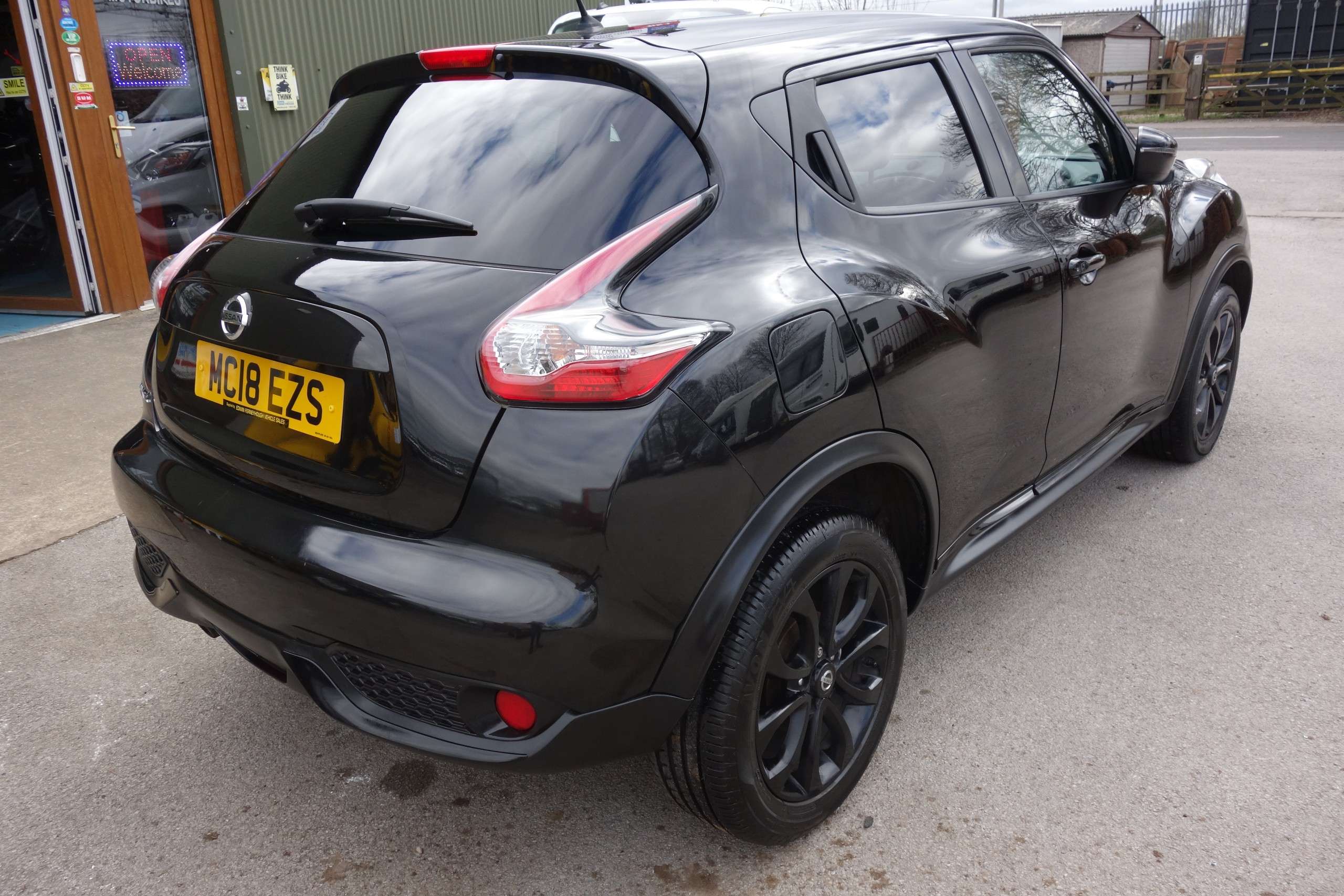 A 2018 NISSAN JUKE 1.2 DIG-T Bose Personal Edition SUV 5dr Petrol Manual Euro 6 (s/s) (115 ps) A 2018 NISSAN JUKE 1.2 DIG-T Bose Personal Edition SUV 5dr Petrol Manual Euro 6 (s/s) (115 ps)