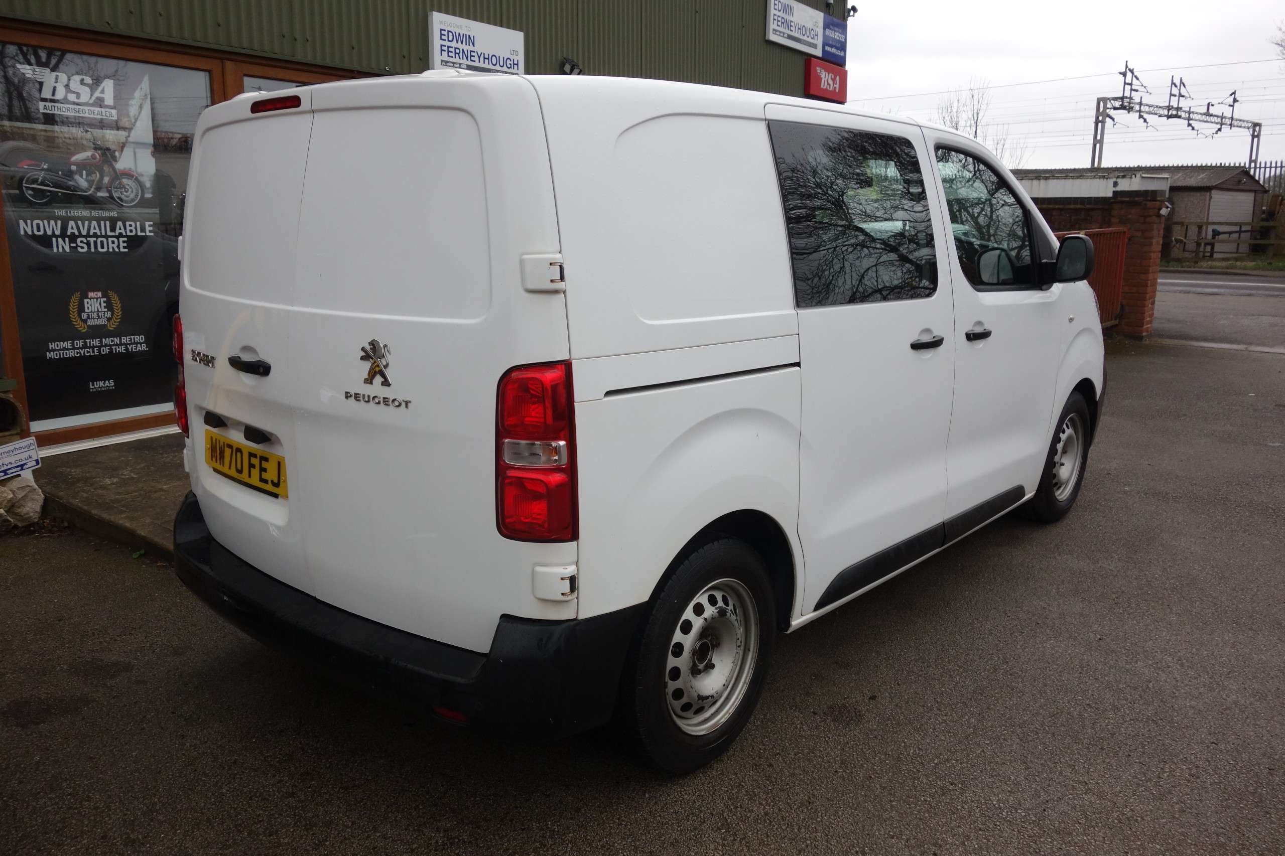 A 2021 PEUGEOT EXPERT 1.5 BlueHDi 1000 Professional Compact Panel Van 6dr Diesel Manual SWB Euro 6 (s/s) (100 bhp) A 2021 PEUGEOT EXPERT 1.5 BlueHDi 1000 Professional Compact Panel Van 6dr Diesel Manual SWB Euro 6 (s/s) (100 bhp)