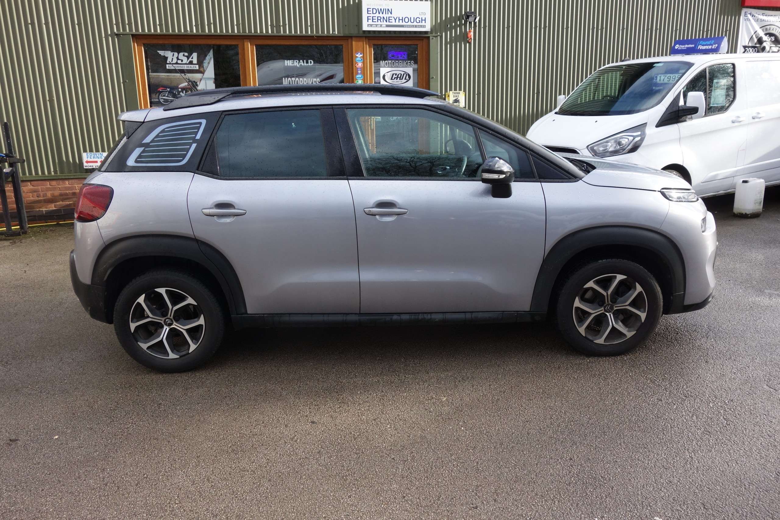 A 2022 CITROEN C3 AIRCROSS 1.2 PureTech Shine SUV 5dr Petrol EAT6 Euro 6 (s/s) (130 ps) A 2022 CITROEN C3 AIRCROSS 1.2 PureTech Shine SUV 5dr Petrol EAT6 Euro 6 (s/s) (130 ps)