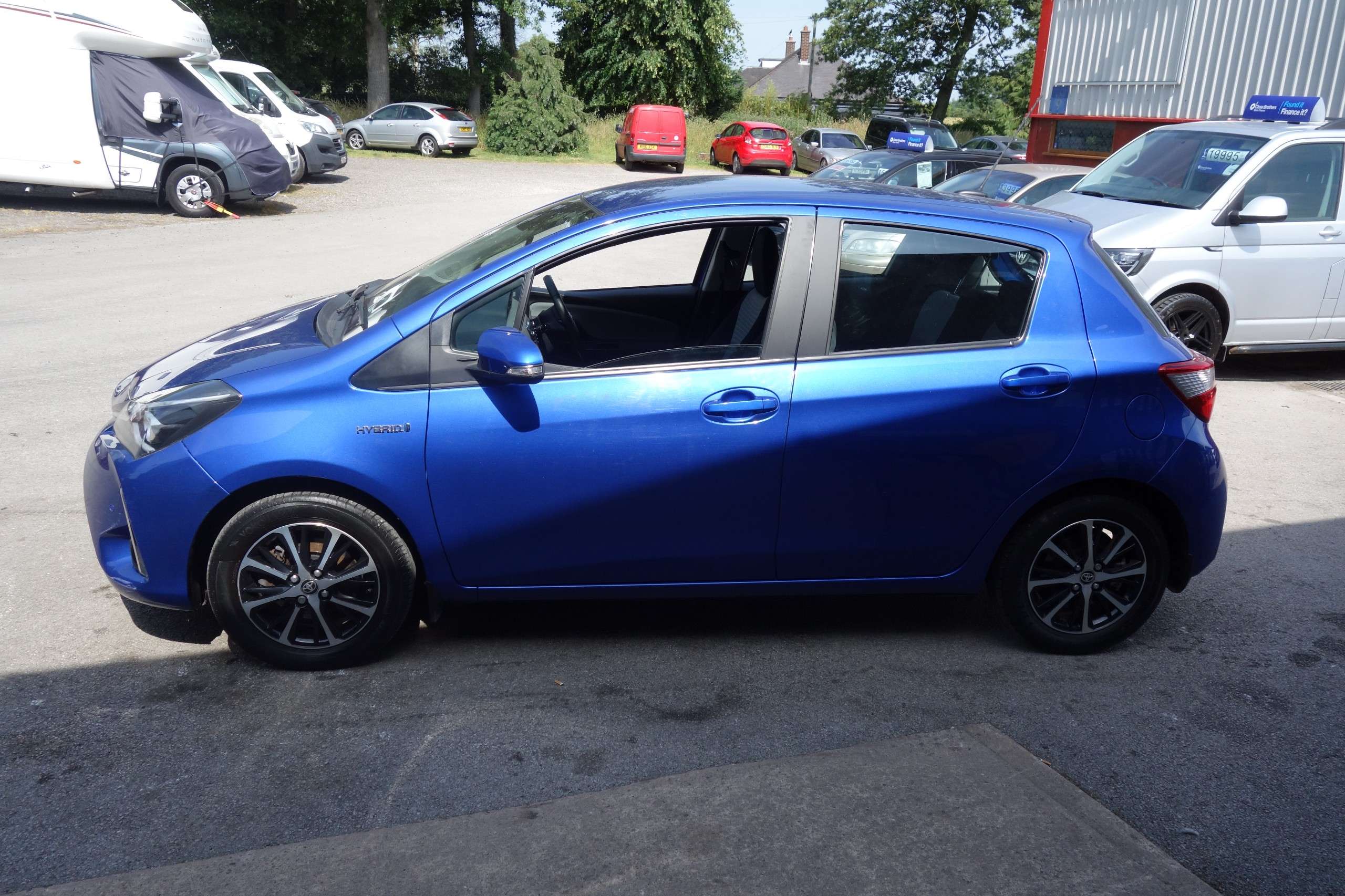 2018 TOYOTA YARIS 2018 TOYOTA YARIS