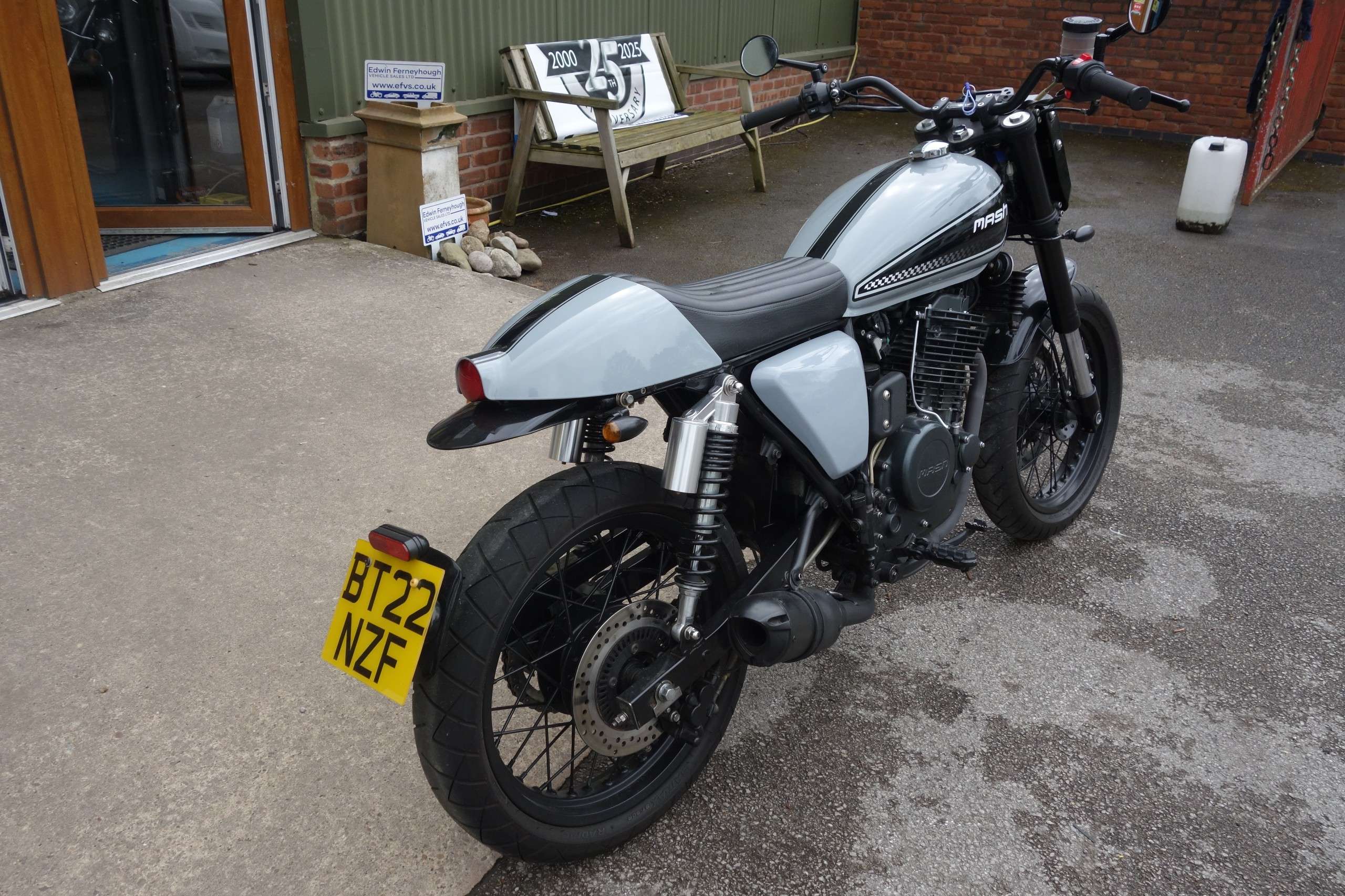 A 2022 MASH MOTORCYCLES DIRT TRACK DIRT TRACK 6.5 A 2022 MASH MOTORCYCLES DIRT TRACK DIRT TRACK 6.5