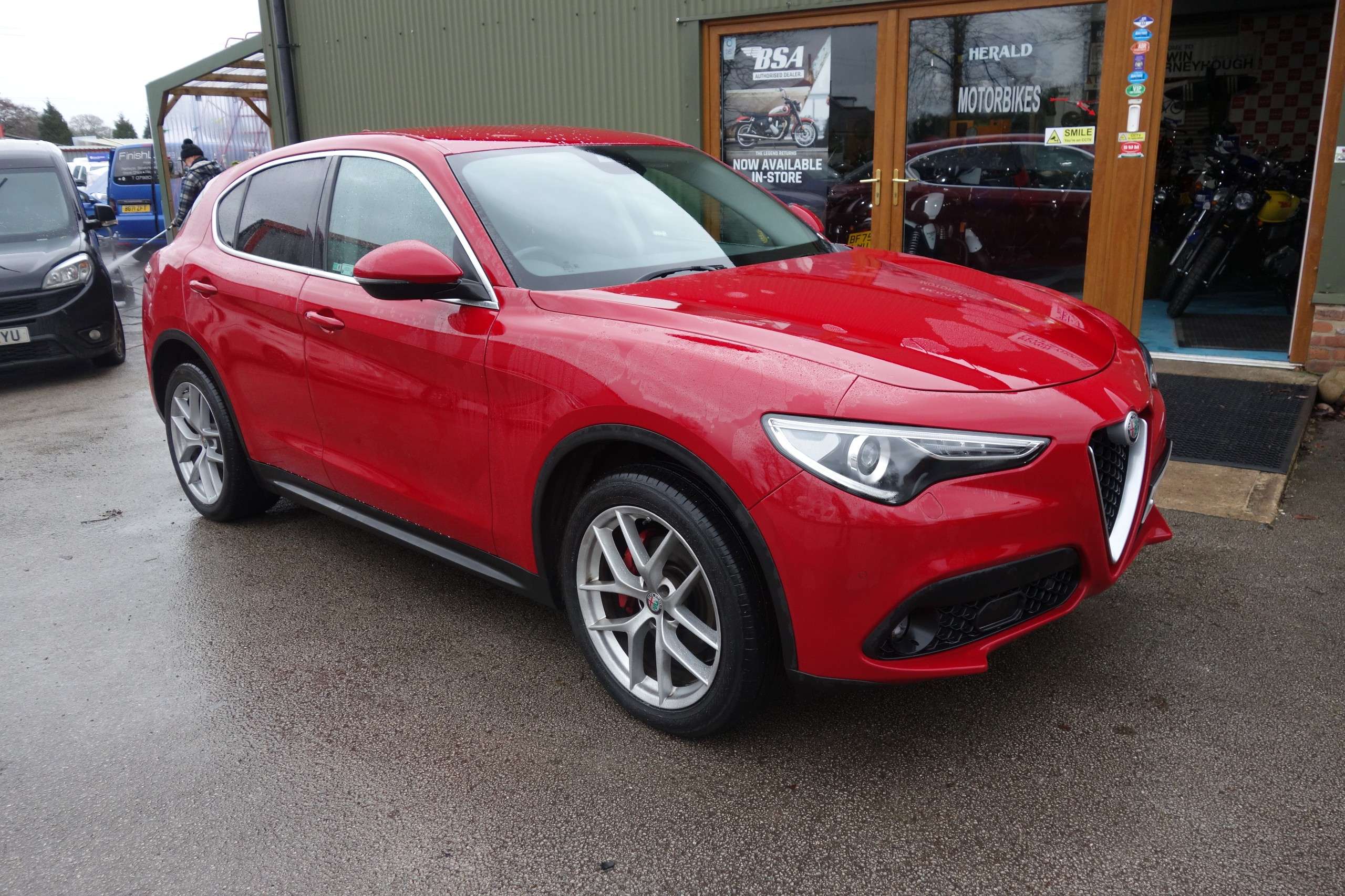 A 2017 ALFA ROMEO STELVIO 2.2 TD Milano Edizione SUV 5dr Diesel Auto Q4 AWD Euro 6 (s/s) (210 ps) A 2017 ALFA ROMEO STELVIO 2.2 TD Milano Edizione SUV 5dr Diesel Auto Q4 AWD Euro 6 (s/s) (210 ps)