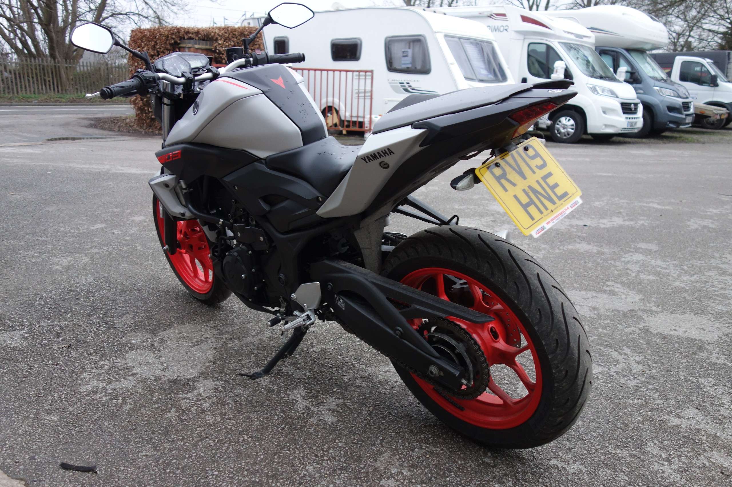 A 2019 YAMAHA MT-03 300 ABS Hyper-naked Petrol Manual Euro 4 (42 ps) A 2019 YAMAHA MT-03 300 ABS Hyper-naked Petrol Manual Euro 4 (42 ps)