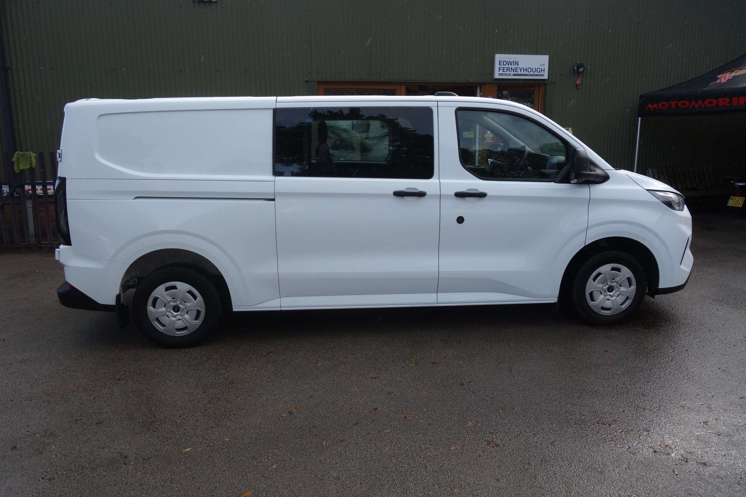 A 2025 FORD TRANSIT CUSTOM 2.0 320 EcoBlue Trend Crew Van Double Cab 5dr Diesel Manual L2 H1 Euro 6 (s/s) (110 ps) A 2025 FORD TRANSIT CUSTOM 2.0 320 EcoBlue Trend Crew Van Double Cab 5dr Diesel Manual L2 H1 Euro 6 (s/s) (110 ps)