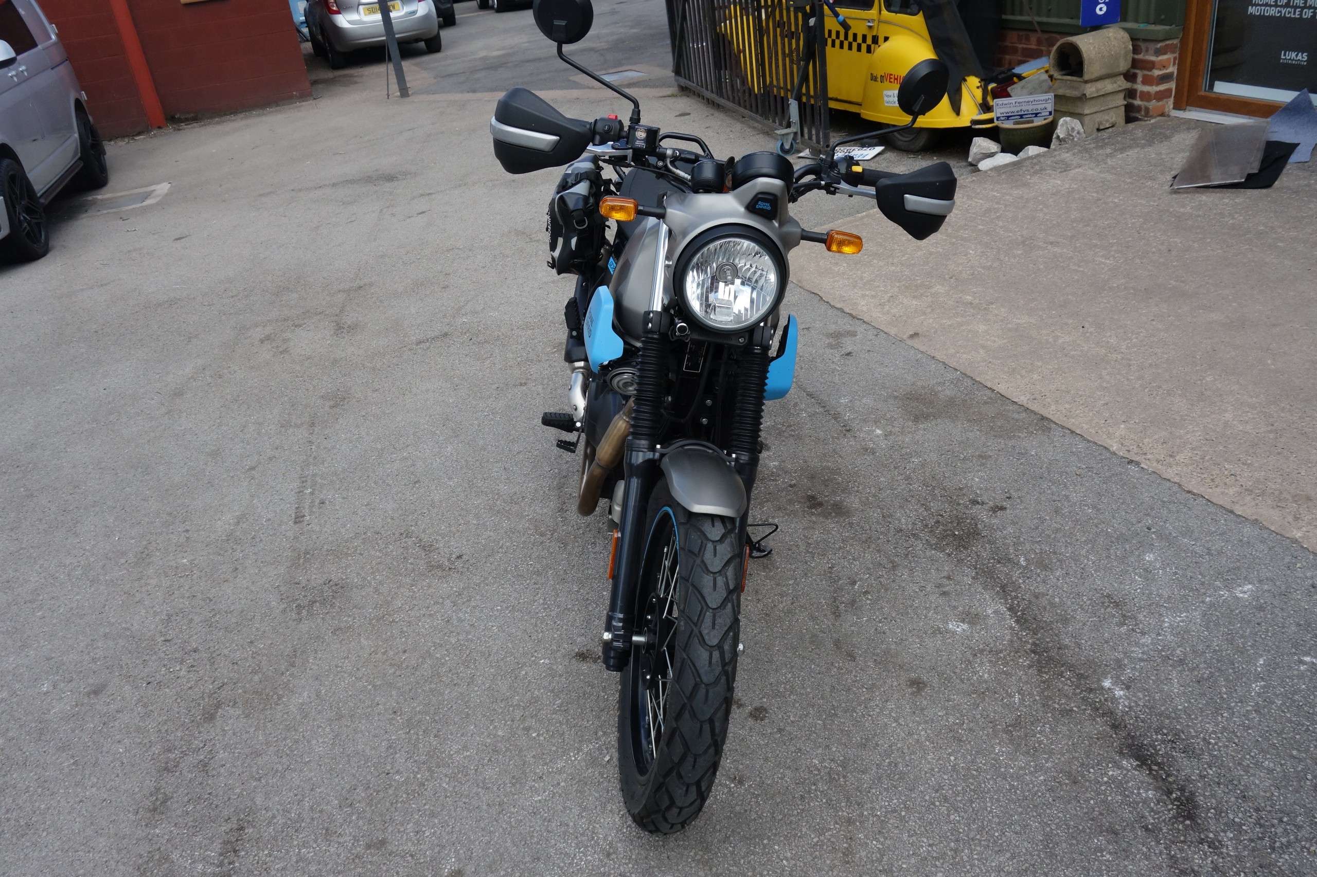 2024 ROYAL ENFIELD SCRAM 411 2024 ROYAL ENFIELD SCRAM 411