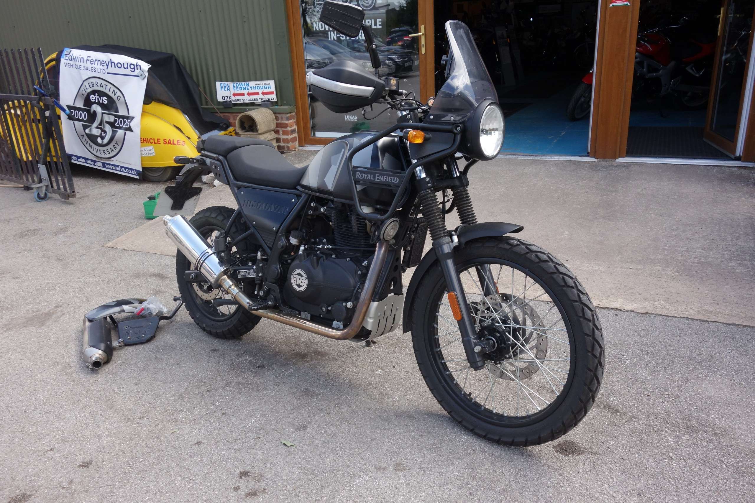 A 2023 ROYAL ENFIELD HIMALAYAN 410 Adventure Petrol Manual Euro 5 (24 ps) A 2023 ROYAL ENFIELD HIMALAYAN 410 Adventure Petrol Manual Euro 5 (24 ps)