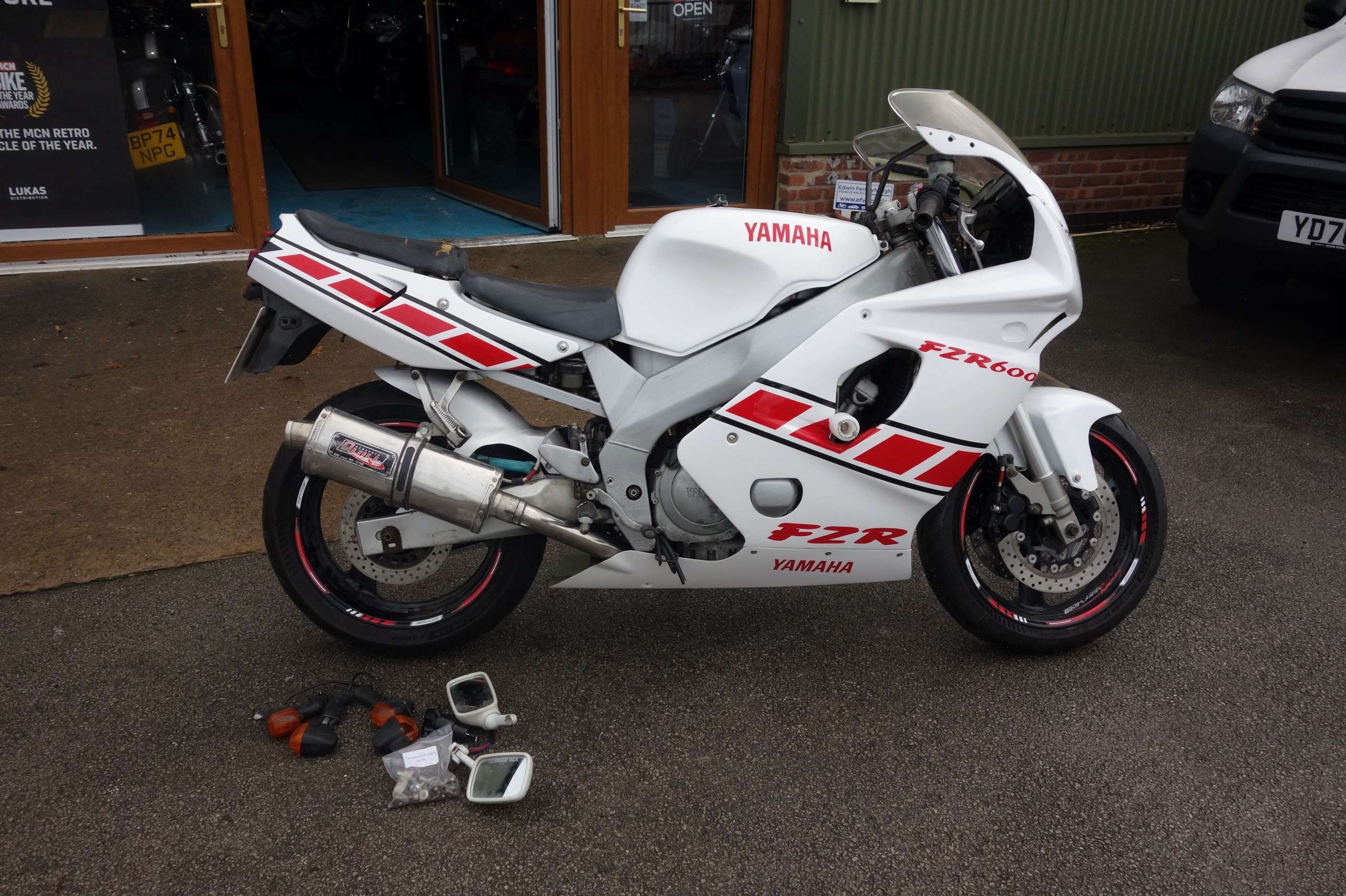 1995 YAMAHA FZR 1995 YAMAHA FZR